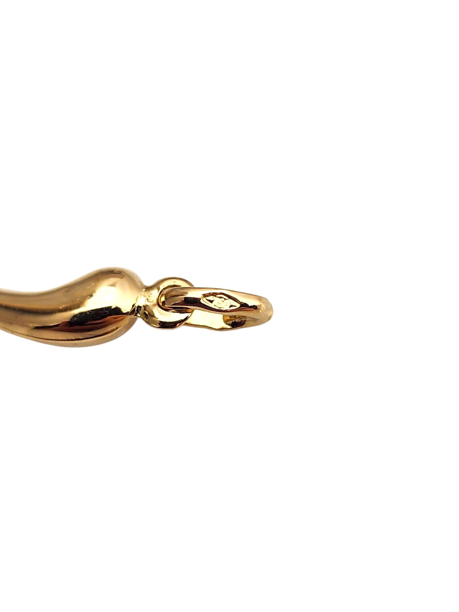 18K Yellow Gold Italian Horn Cornicello Charm #22858 In Good Condition For Sale In Washington Depot, CT