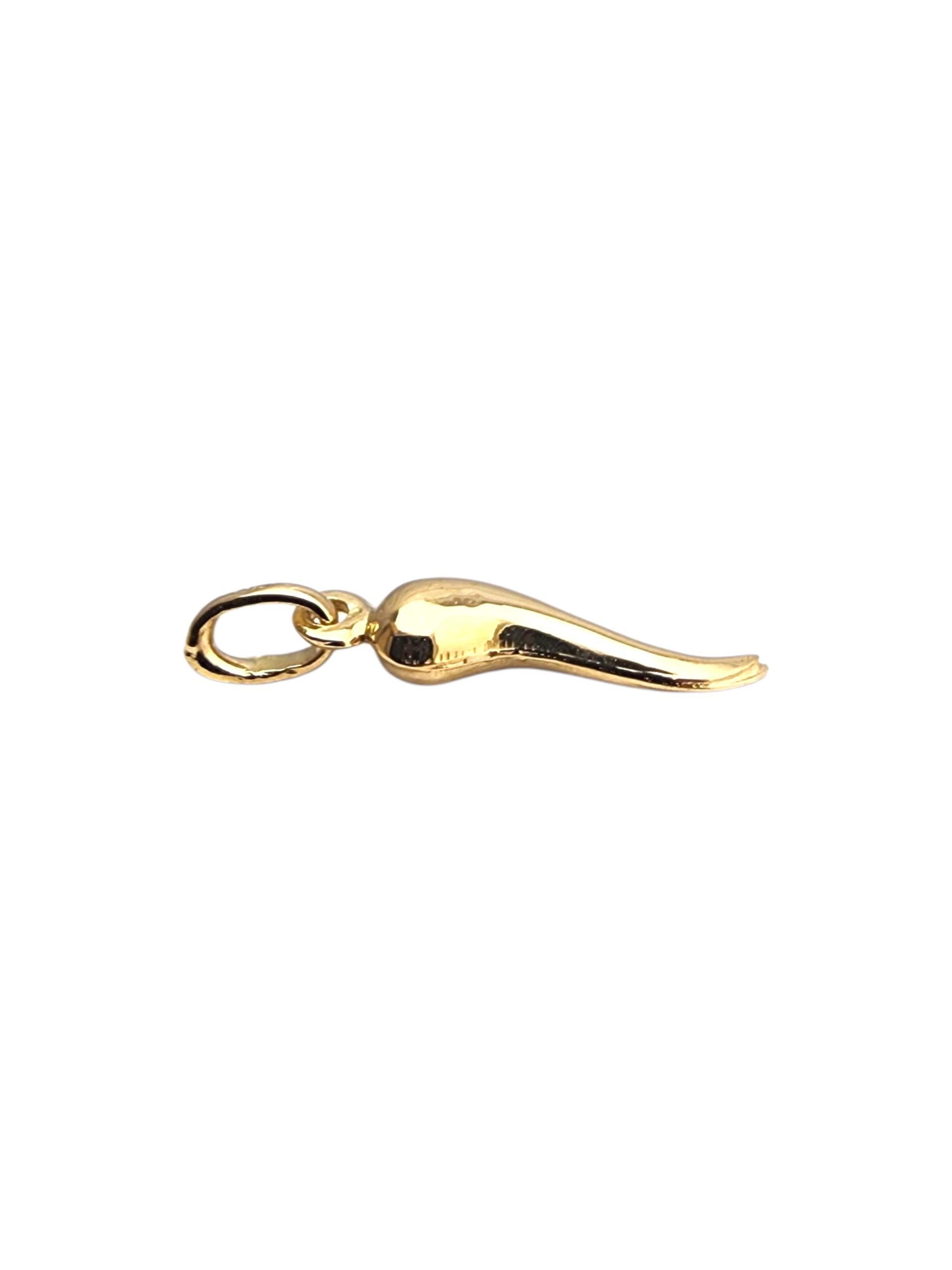 18K Yellow Gold Italian Horn Cornicello Charm #22858 For Sale 1