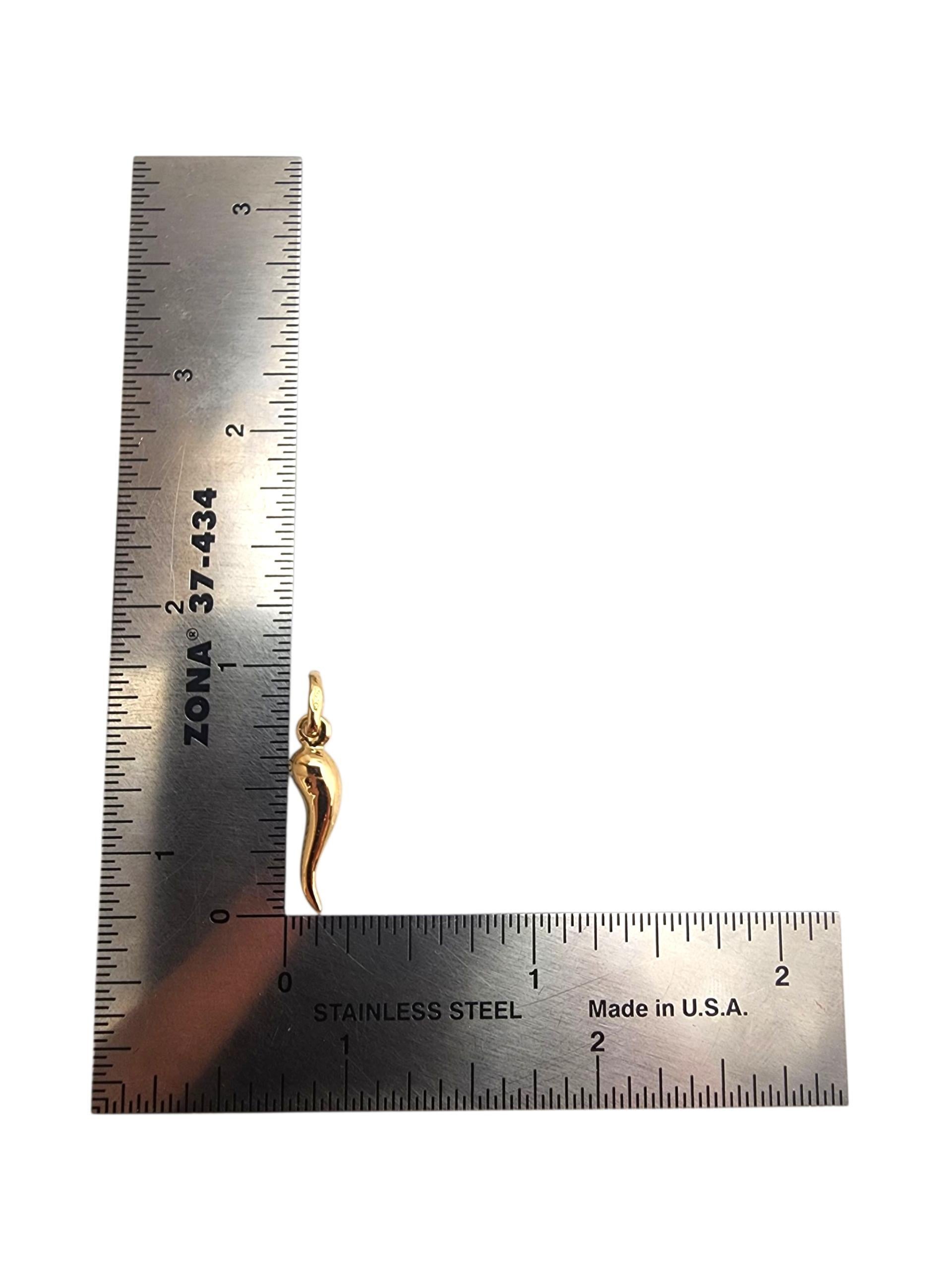 18K Yellow Gold Italian Horn Cornicello Charm #22858 For Sale 3