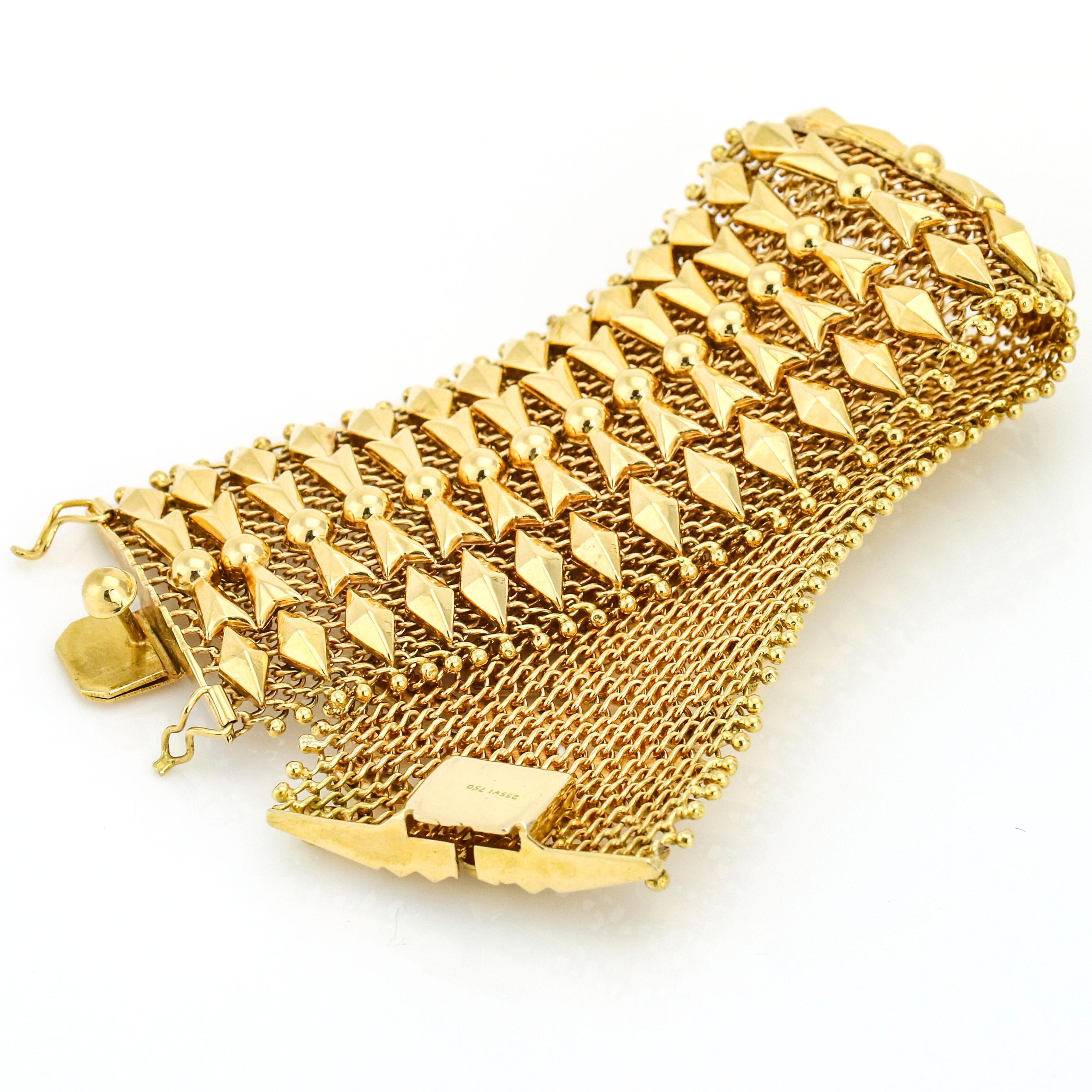 18 Karat Yellow Gold Italian Mesh Link Bracelet In Excellent Condition For Sale In Fort Lauderdale, FL