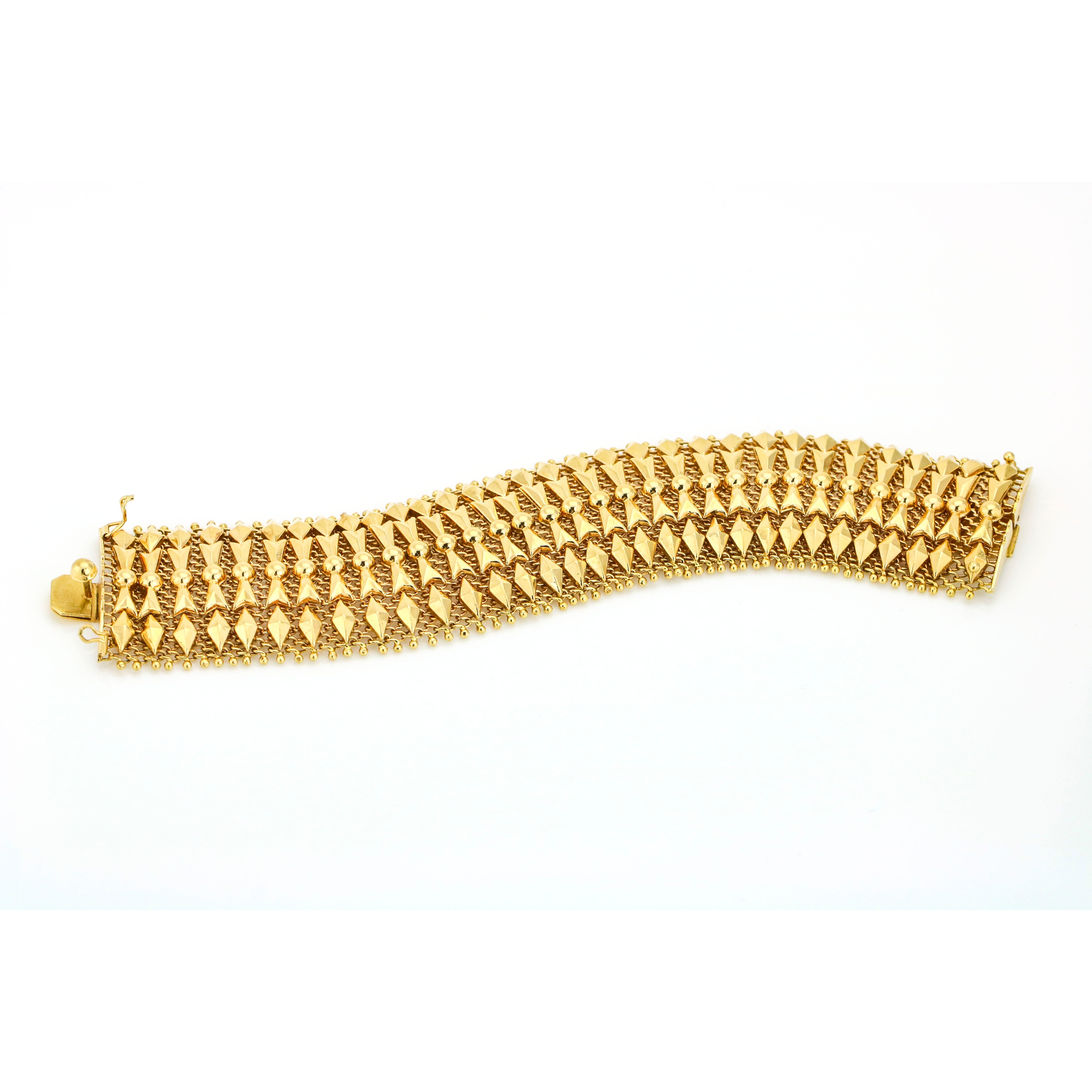 18 Karat Yellow Gold Italian Mesh Link Bracelet For Sale 3