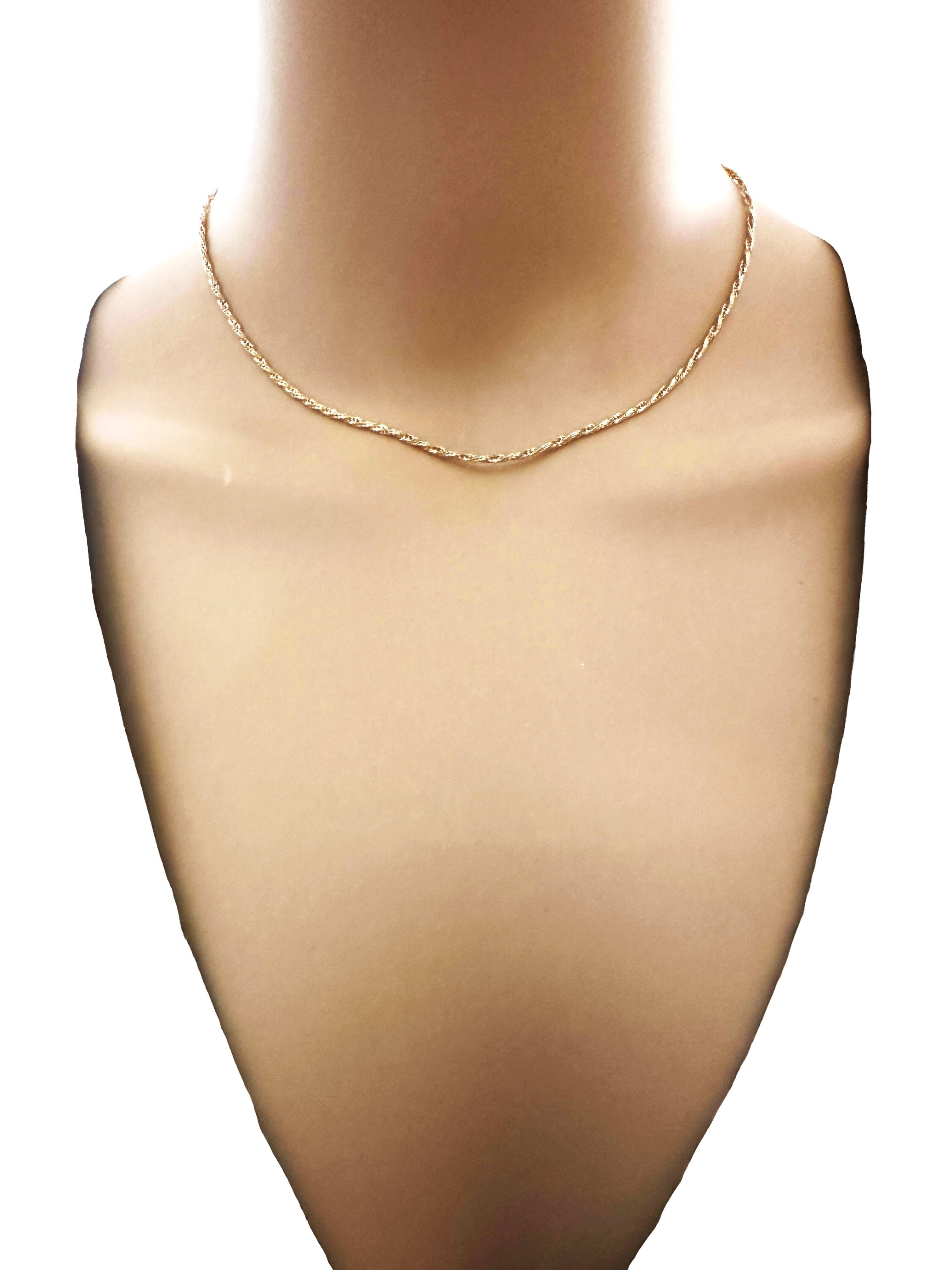 18k Yellow Gold Italian Unoaerre Necklace Chain 15.5 inches In Excellent Condition For Sale In Eagan, MN
