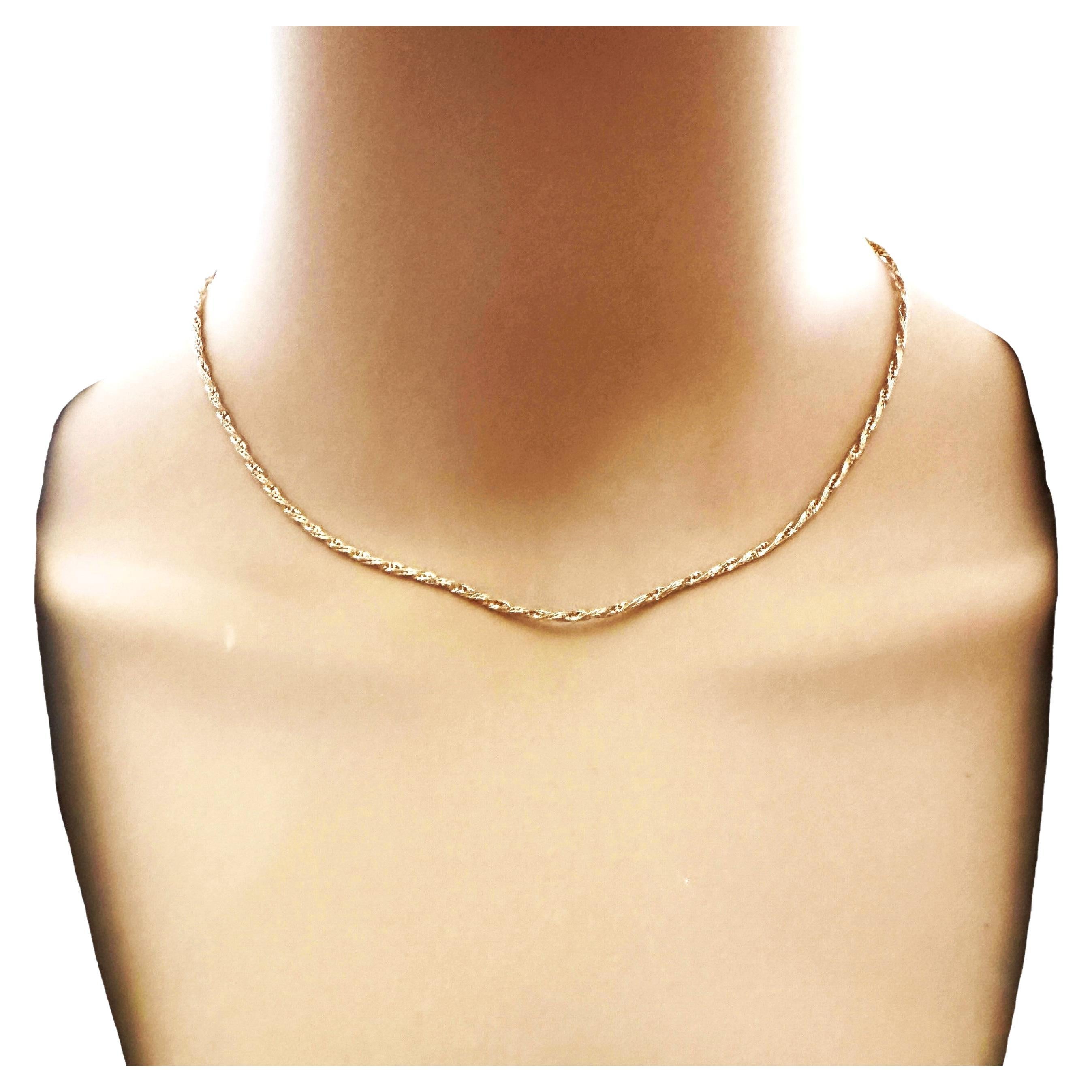 18k Yellow Gold Italian Unoaerre Necklace Chain 15.5 inches For Sale