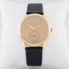 18 Karat Yellow Gold IWC Hand-Winding Watch Calibre 88 1940s with Leather Band