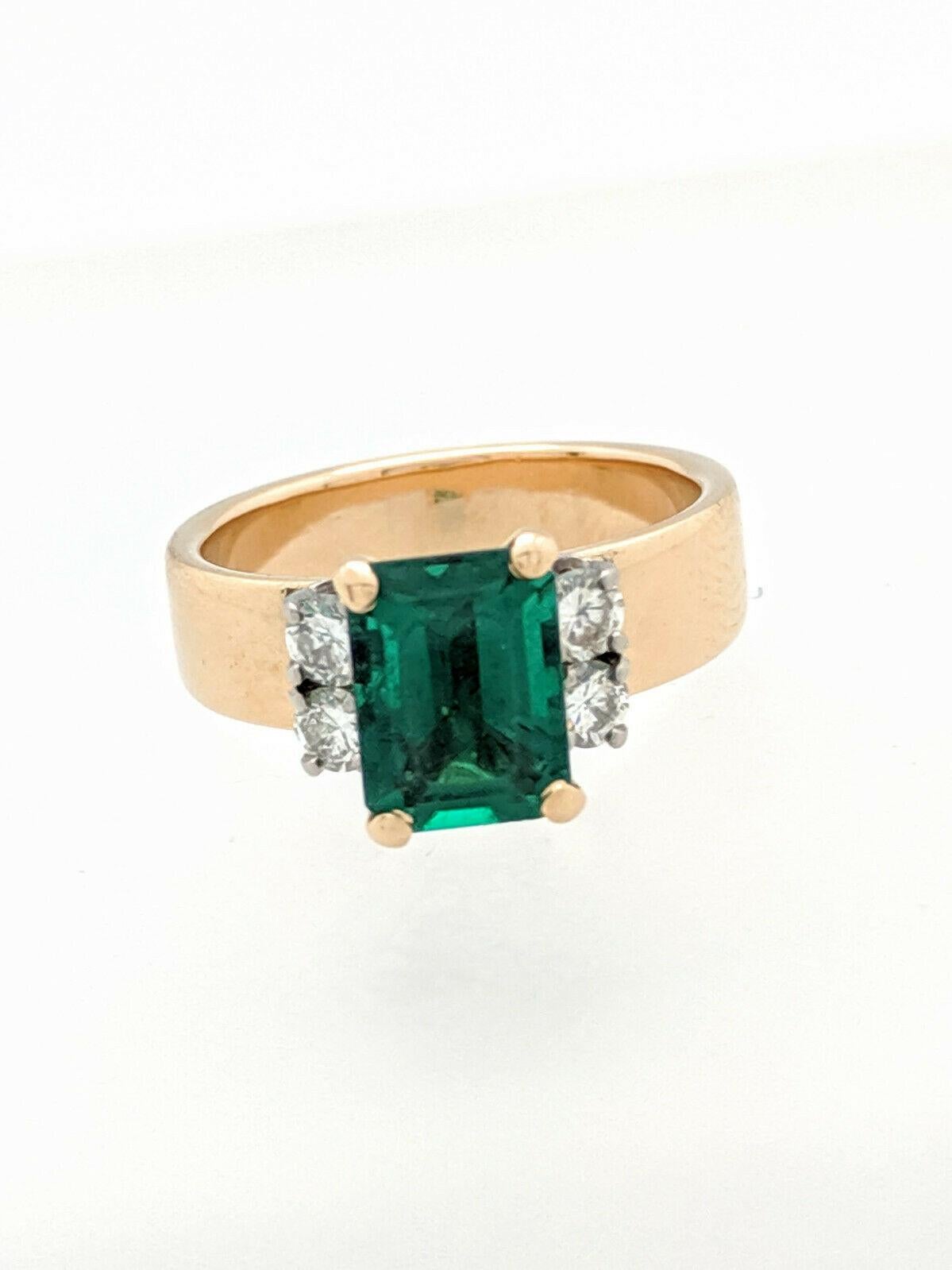 18 Karat Yellow Gold Jabel Chatham Emerald and Diamond Ring In Good Condition In Gainesville, FL