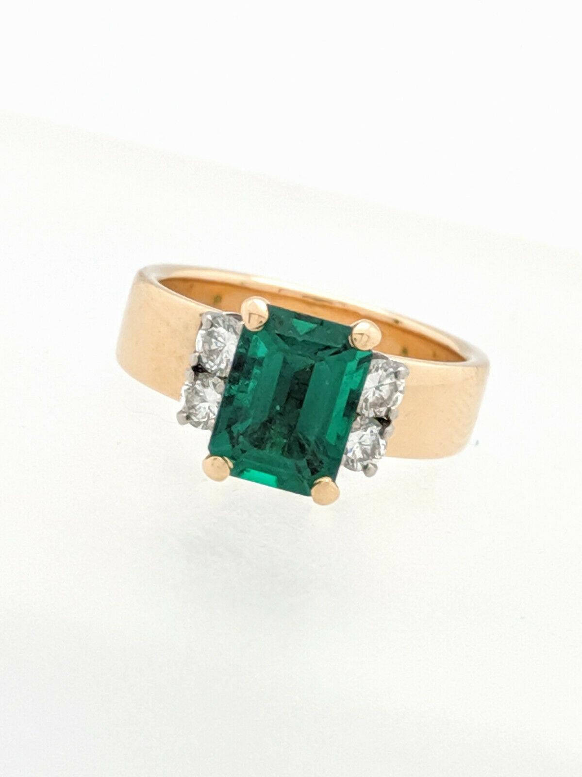 18 Karat Yellow Gold Jabel Chatham Emerald and Diamond Ring 1