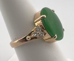 18k yellow gold Jade and Diamond ring