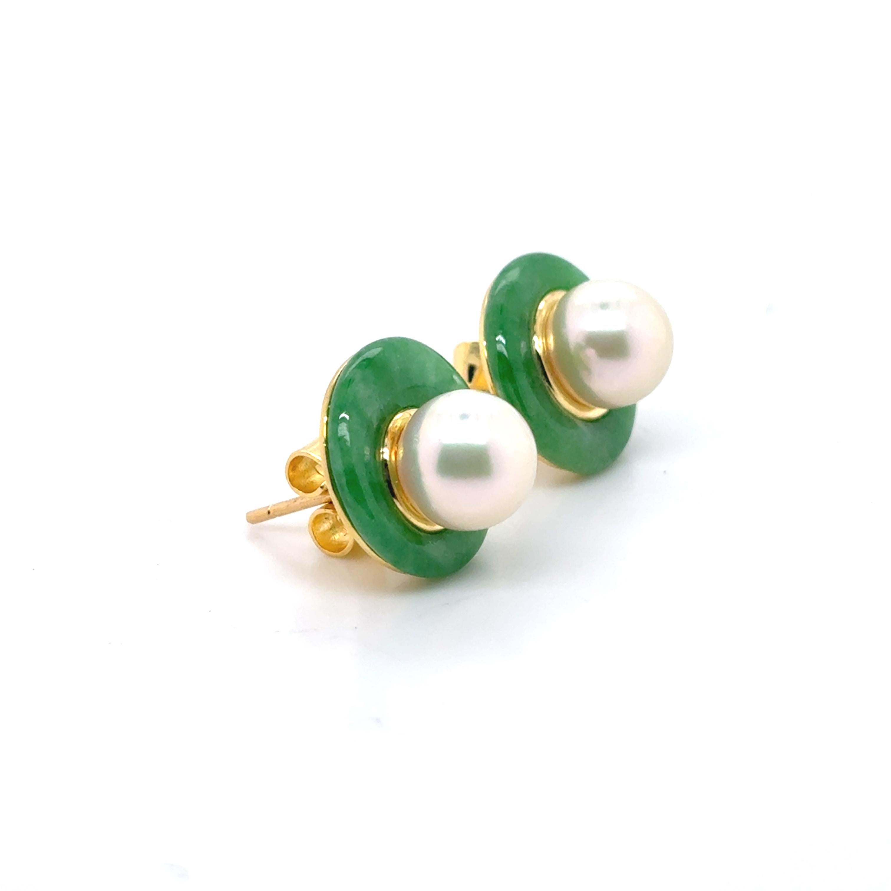 Boucles d'oreilles en or jaune 18k Jade et perles en vente 8