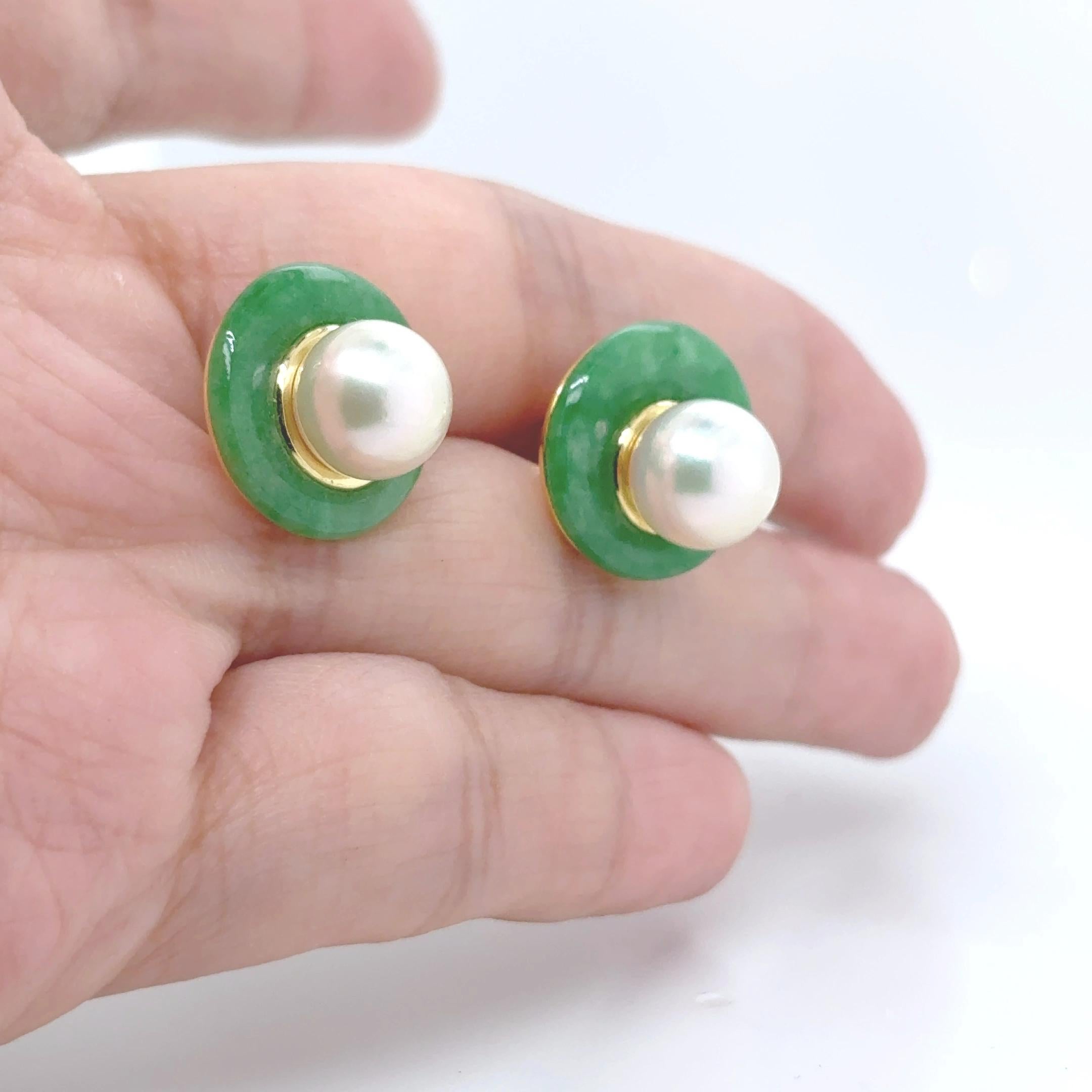 Boucles d'oreilles en or jaune 18k Jade et perles en vente 11