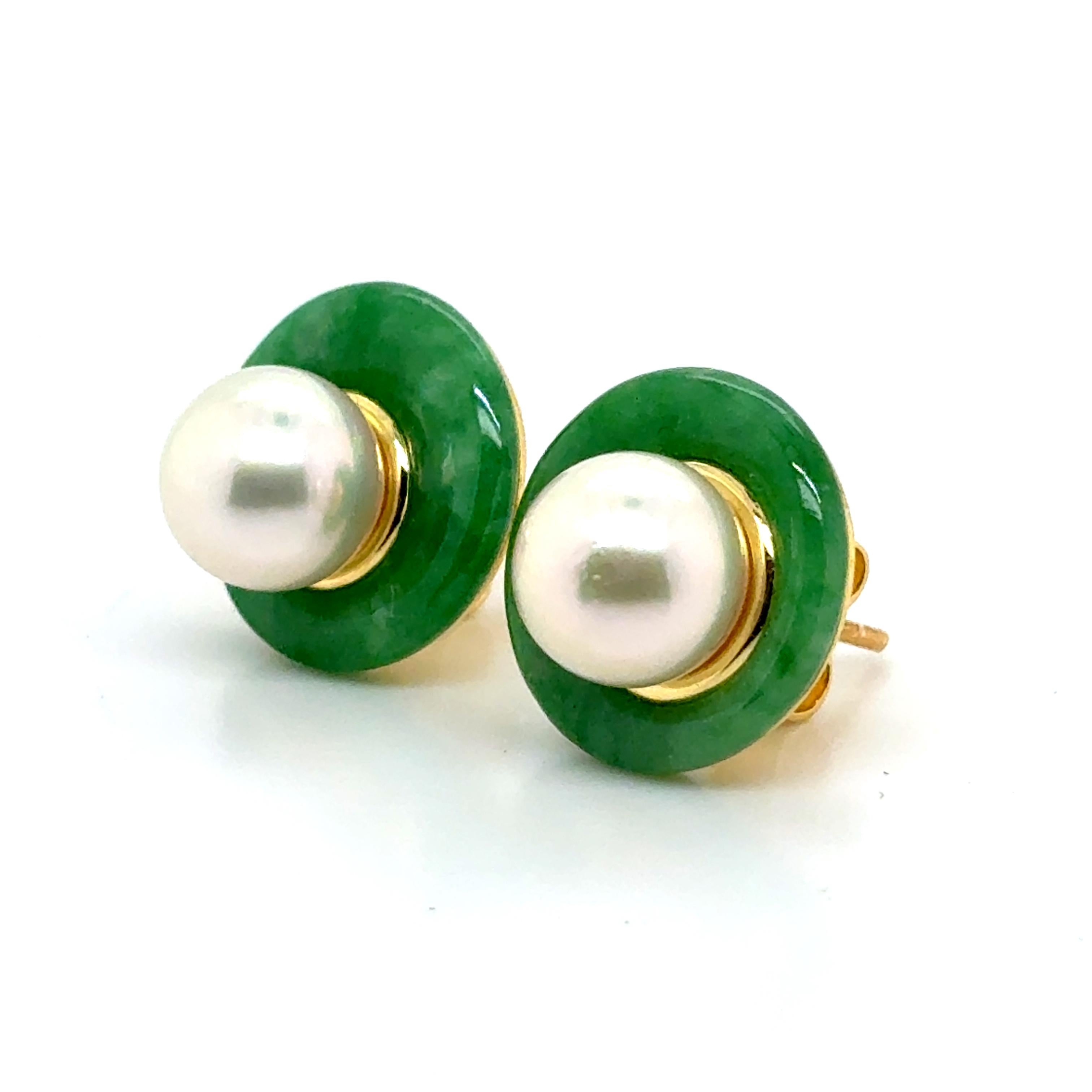 Taille ronde Boucles d'oreilles en or jaune 18k Jade et perles en vente