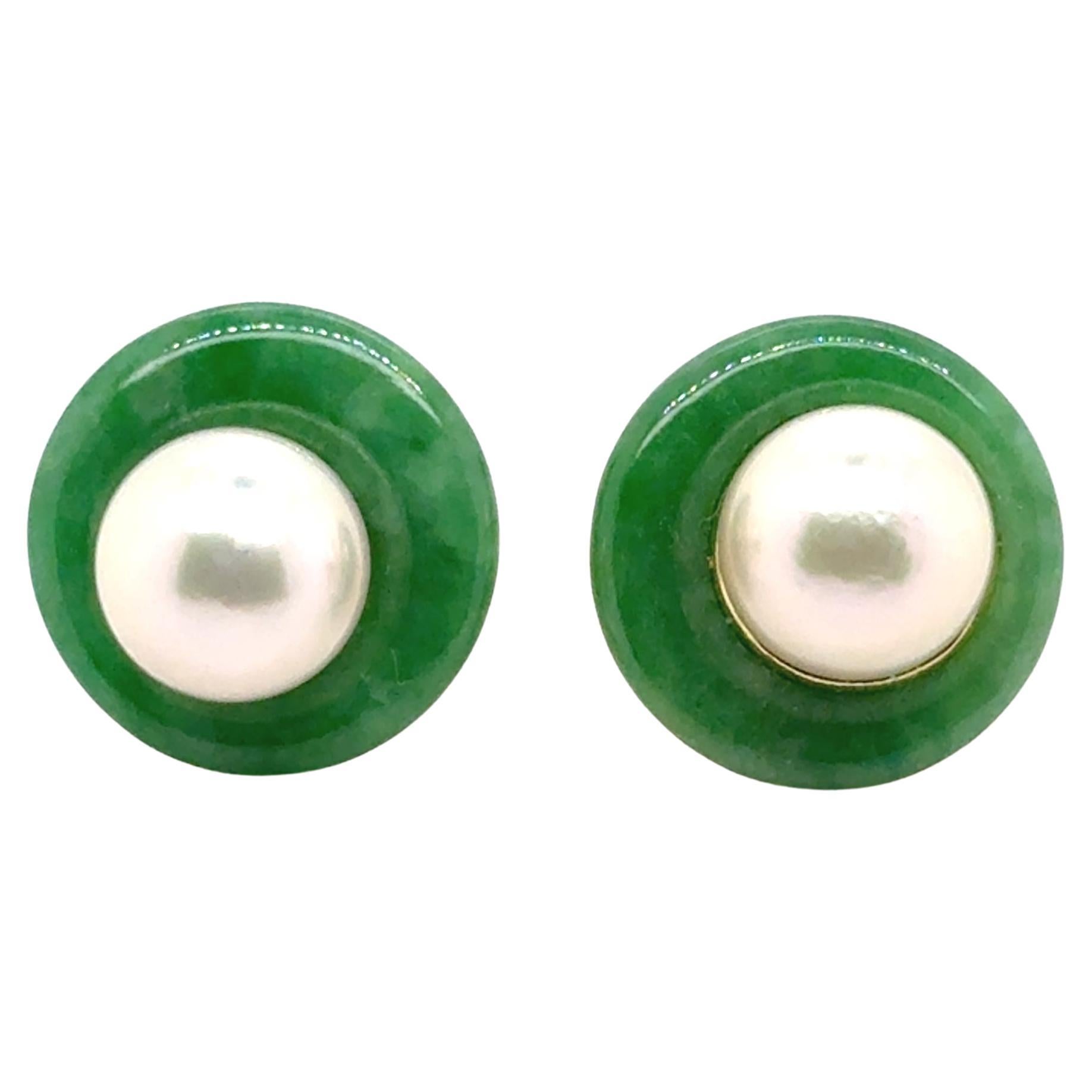Boucles d
oreilles en or jaune 18k Jade et perles en vente