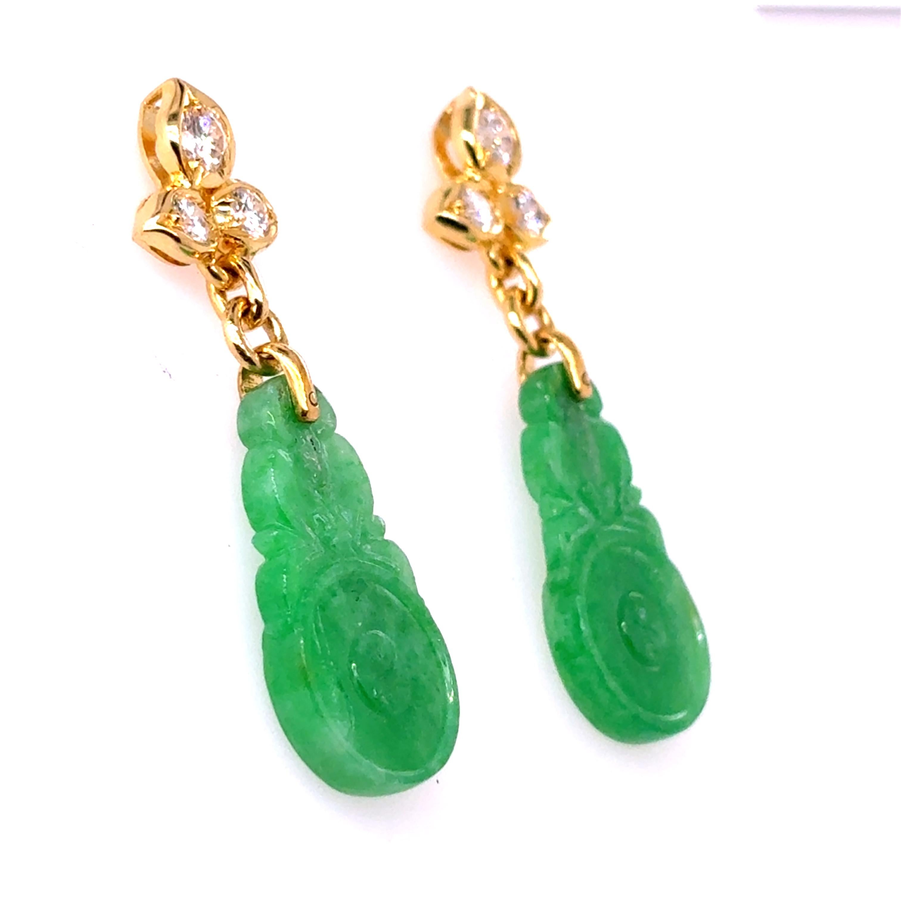 Contemporain Boucles d'oreilles en or jaune 18k Jade Feuille Diamant en vente