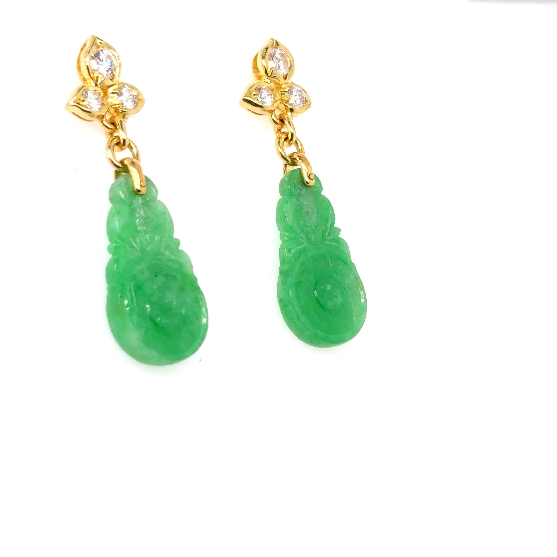 Boucles d'oreilles en or jaune 18k Jade Feuille Diamant en vente 3
