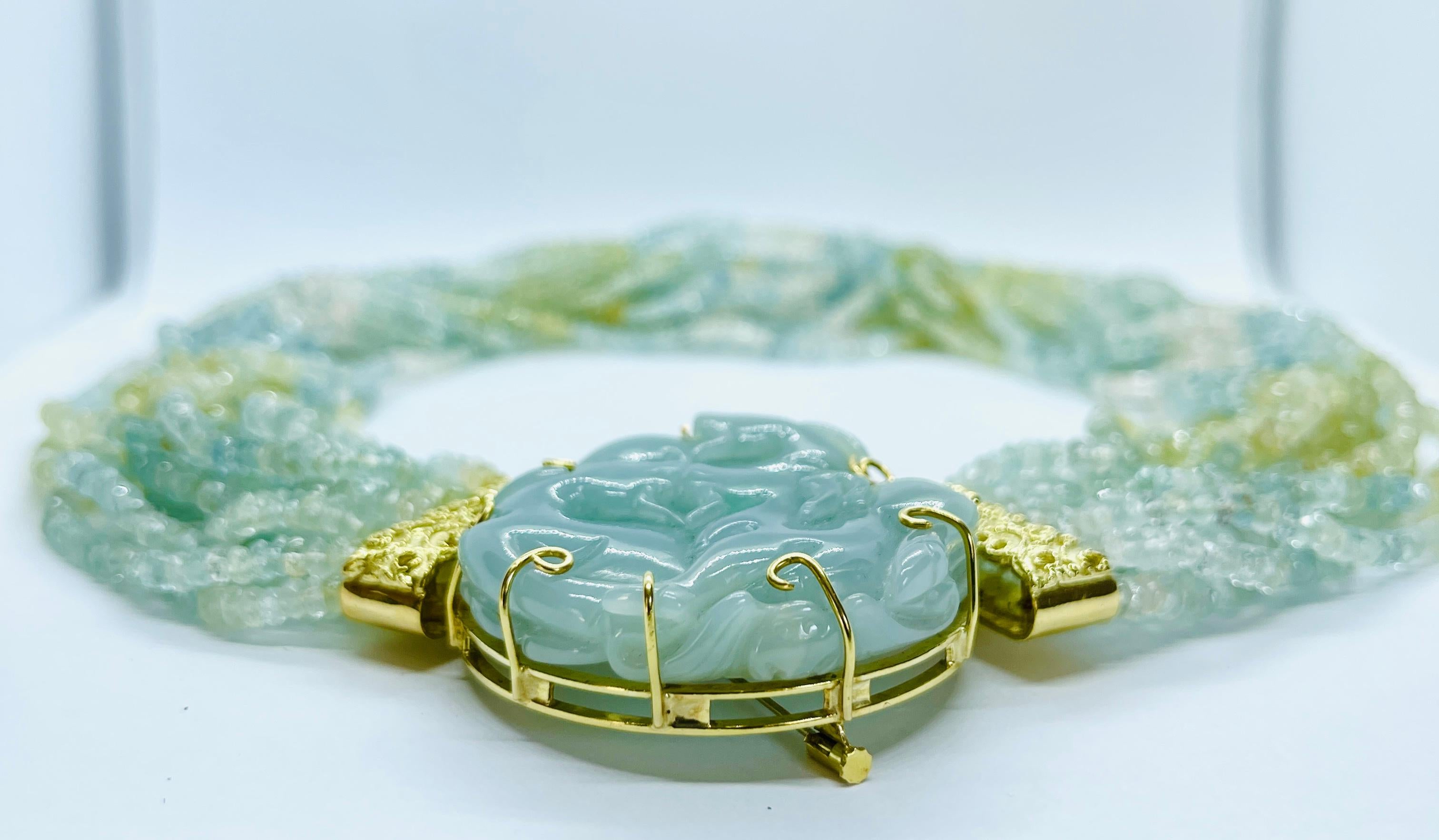 Uncut 18K Yellow Gold & Jadeite Jade 16 Strand Necklace with Removable Pendant Brooch For Sale