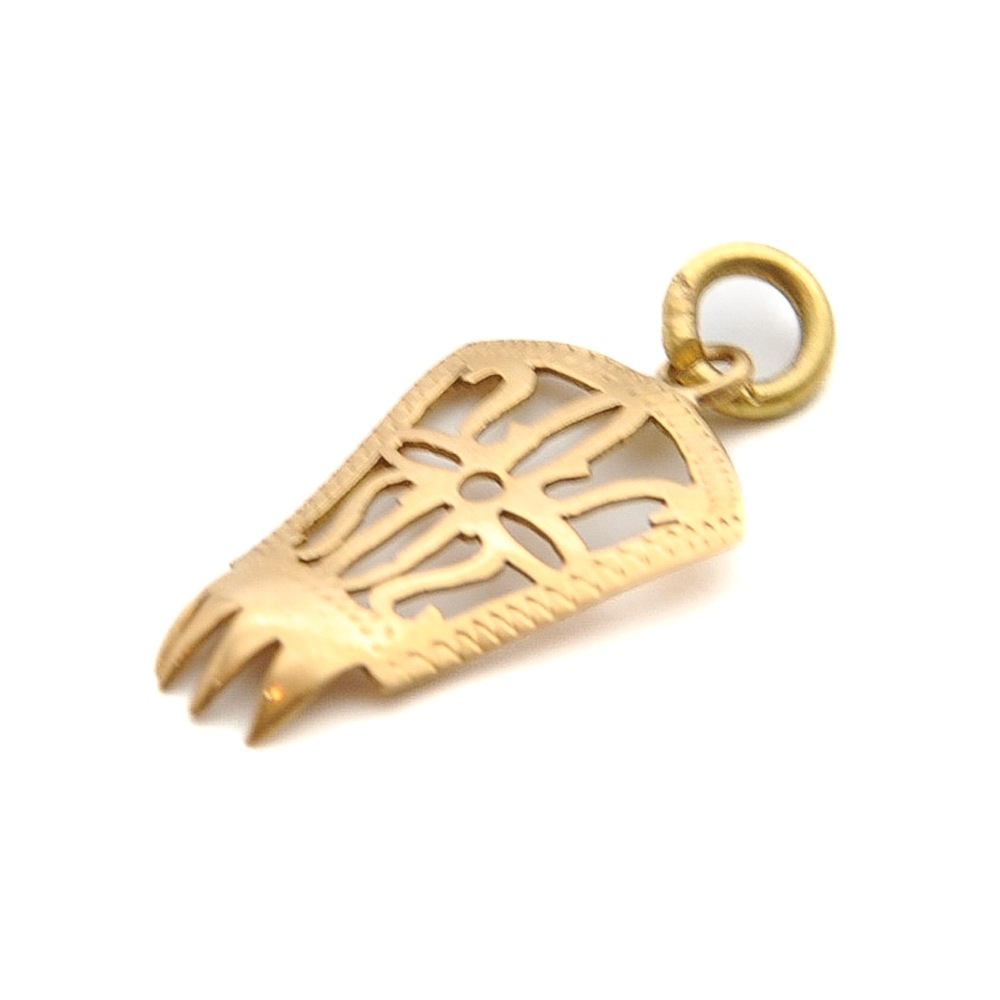 18K Yellow Gold Mid-Century Lady's Hair Comb Charm Pendant For Sale 2