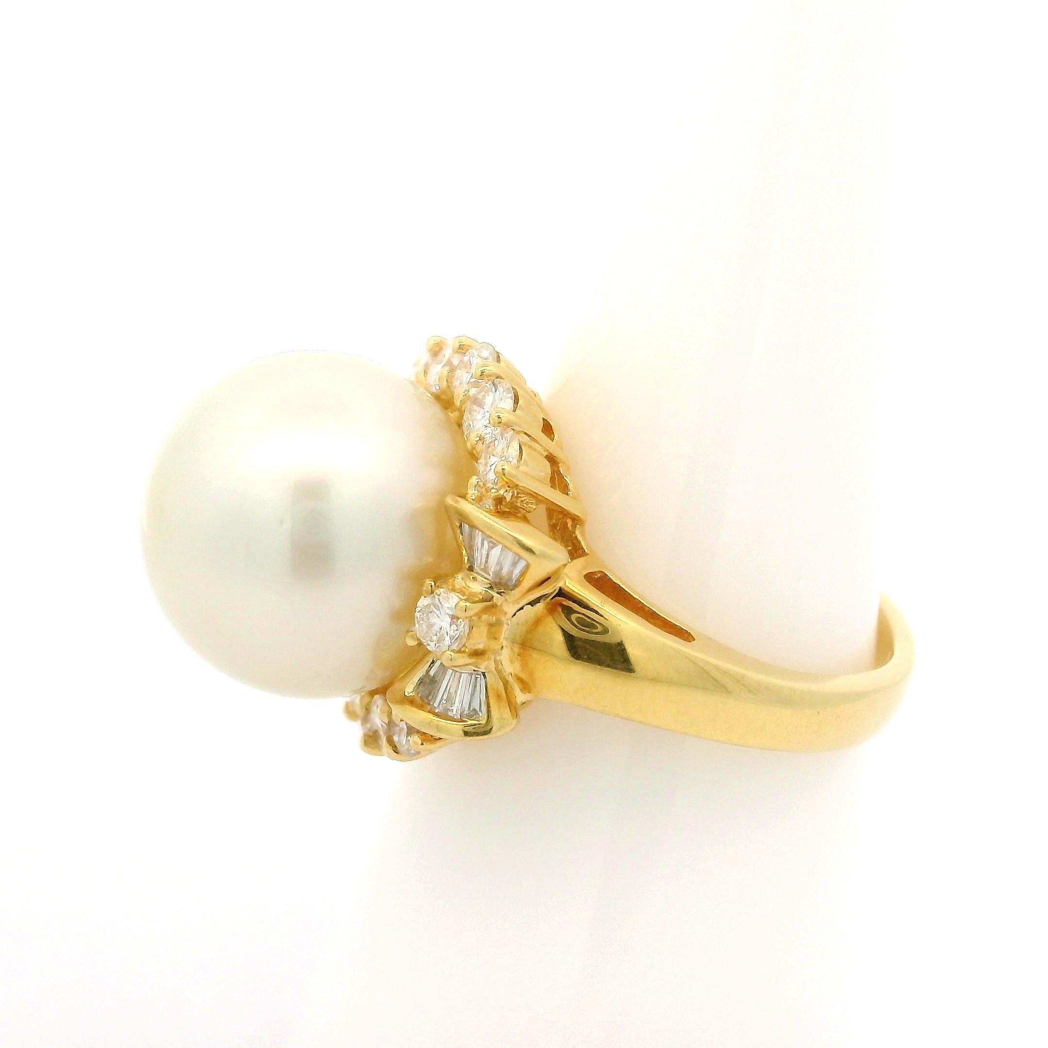 18k Yellow Gold Large 13.5mm Pearl w/ 0.90ctw Diamond Bow Accents Cocktail Ring For Sale 7