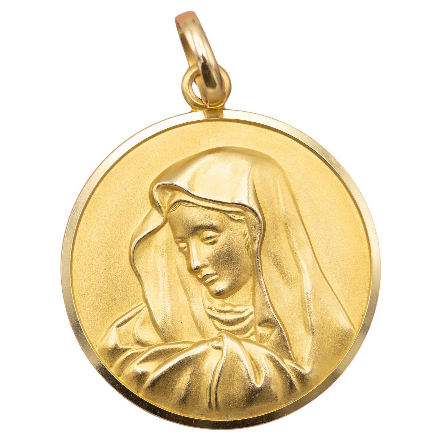 18k yellow gold Large Retro Virgin Mary charm - Heavy Vintage religious pendant For Sale