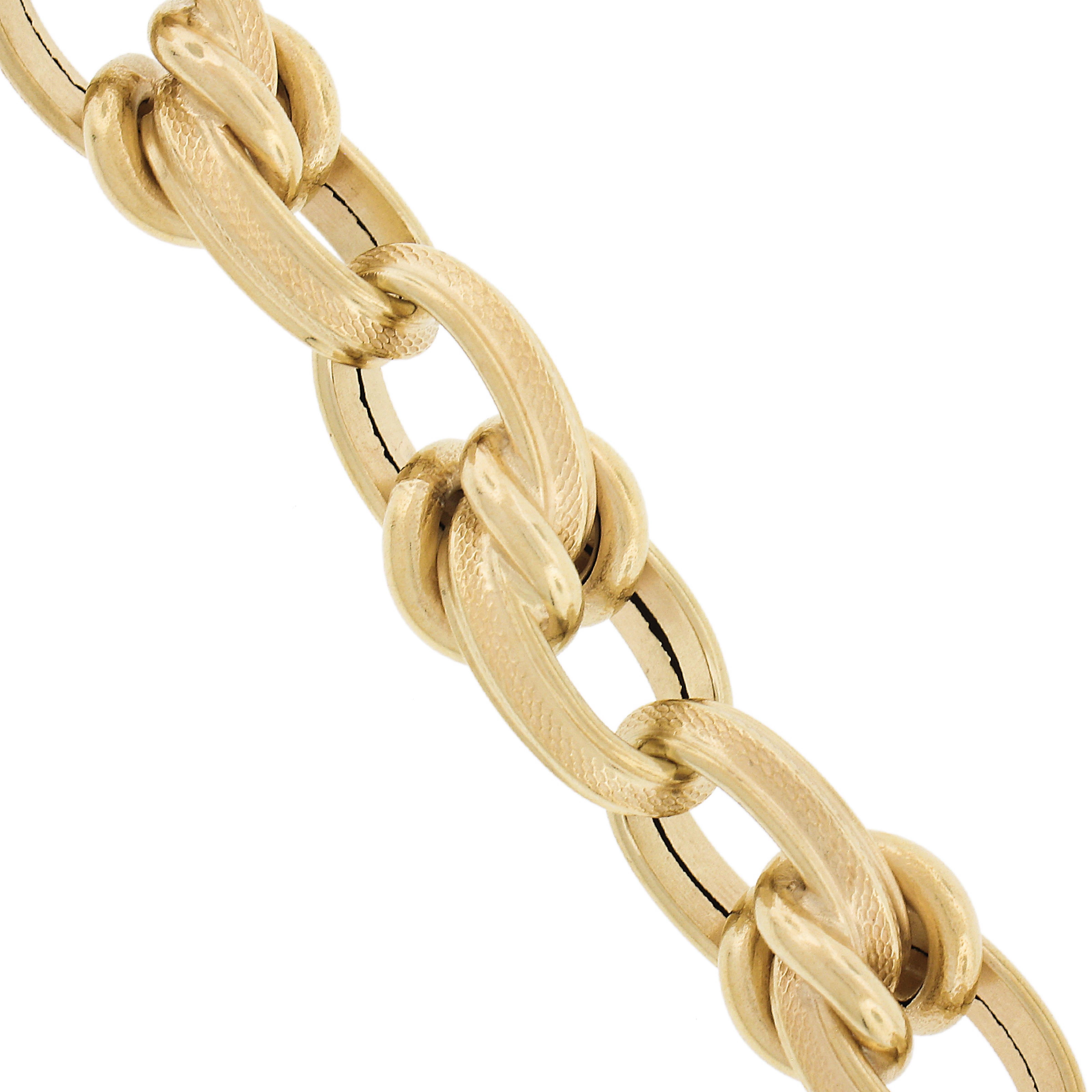 18K Yellow Gold Large Textured Finish Puffed Design Open Oval Link Bracelet For Sale 3
