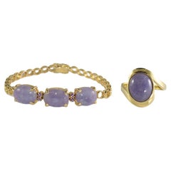 Ensemble de bracelets et de bagues en or jaune 18 carats en jade lavande