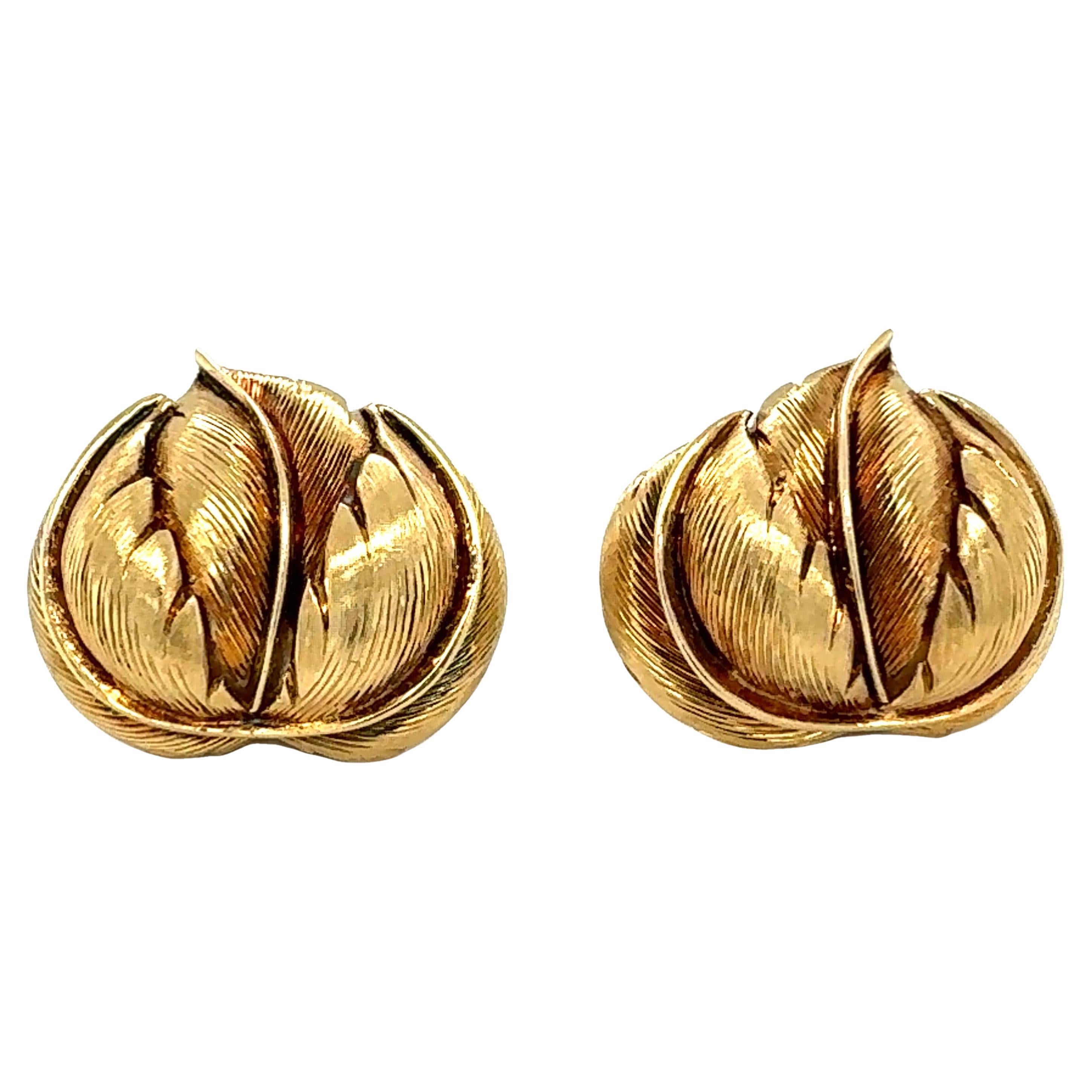18k Yellow Gold Leaf Motif Earclips