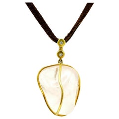 18 Karat Yellow Gold Leather Rose Quartz Diamond Pendant Necklace