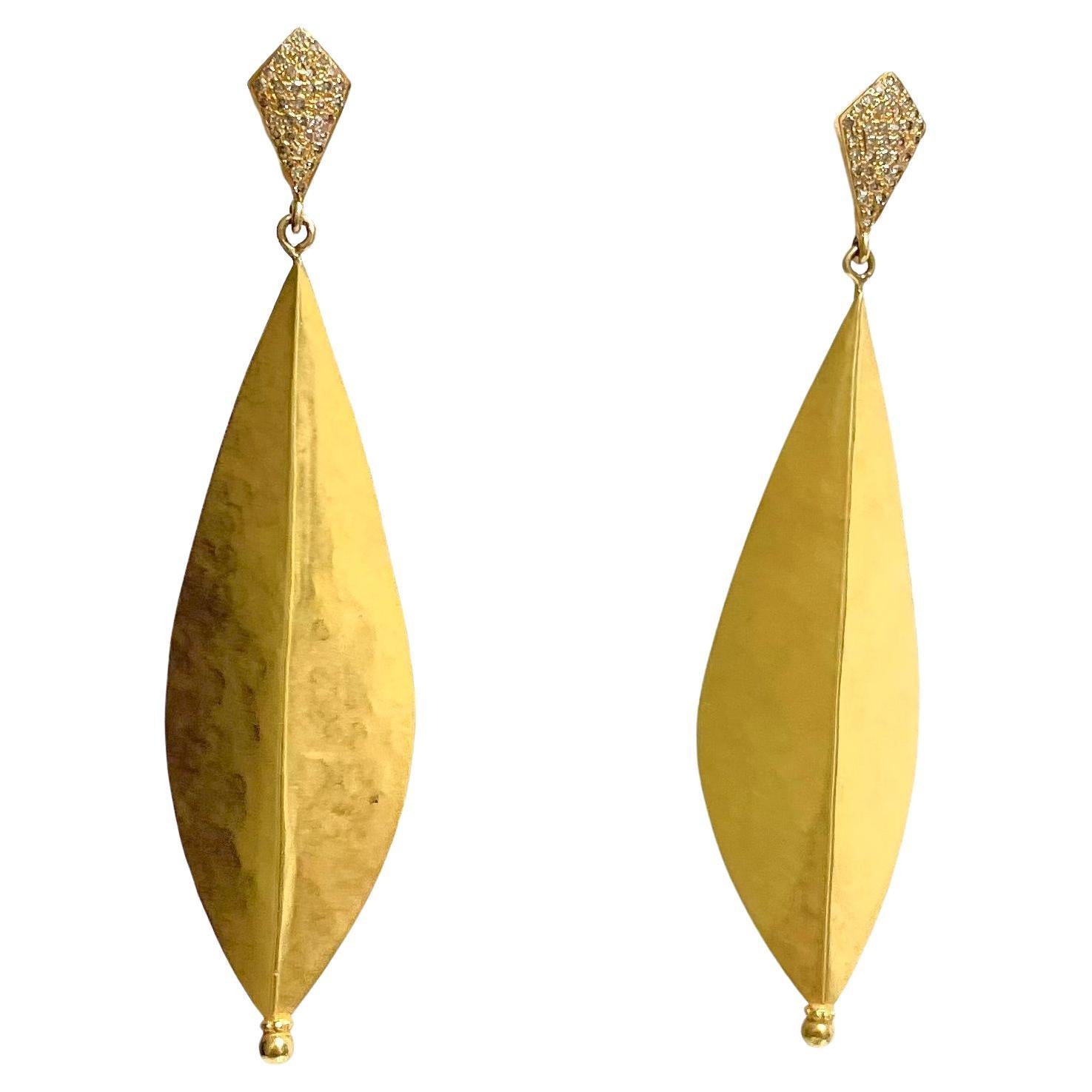 18k Yellow Gold Leaves with Pave Diamonds Earrings For Sale 6