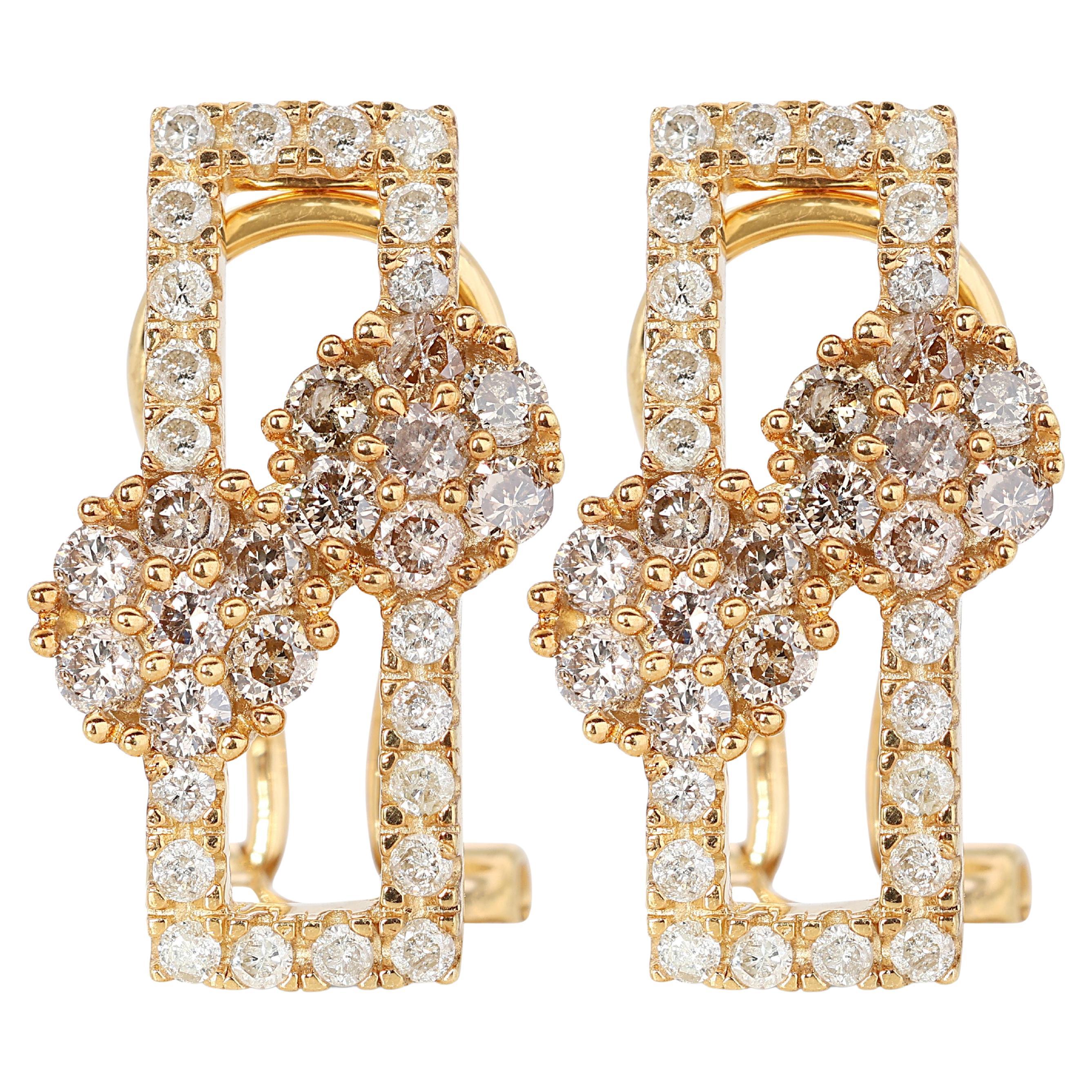 18K Yellow Gold Lever Back Earrings with 1.52ct Natural Diamonds For Sale