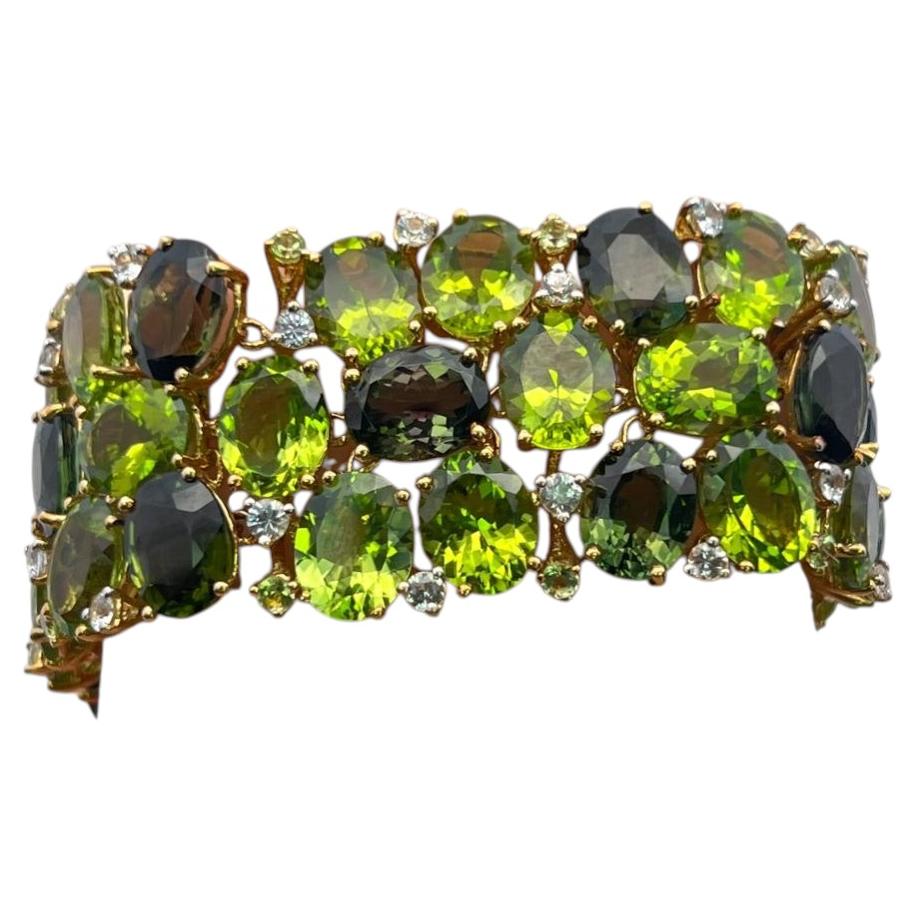 Armband aus 18-karätigem Gelbgold mit Gliederkette, 2,28 Karat Halbedelstein, 142,5 Karat Peridot