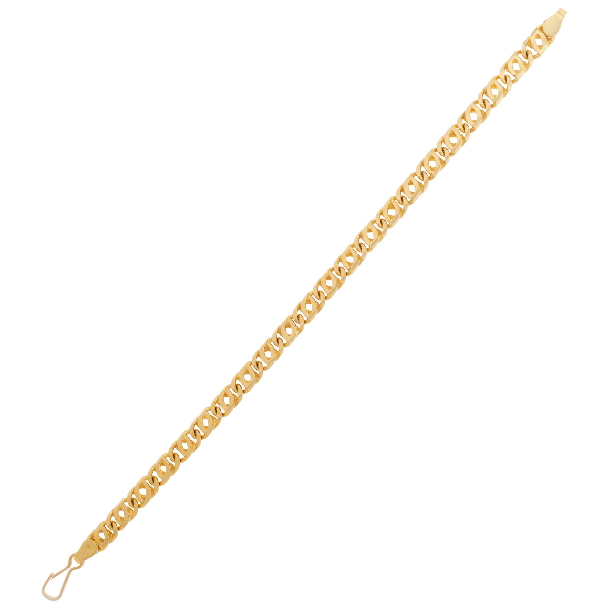 Women's or Men's 18k yellow gold link bracelet For Sale