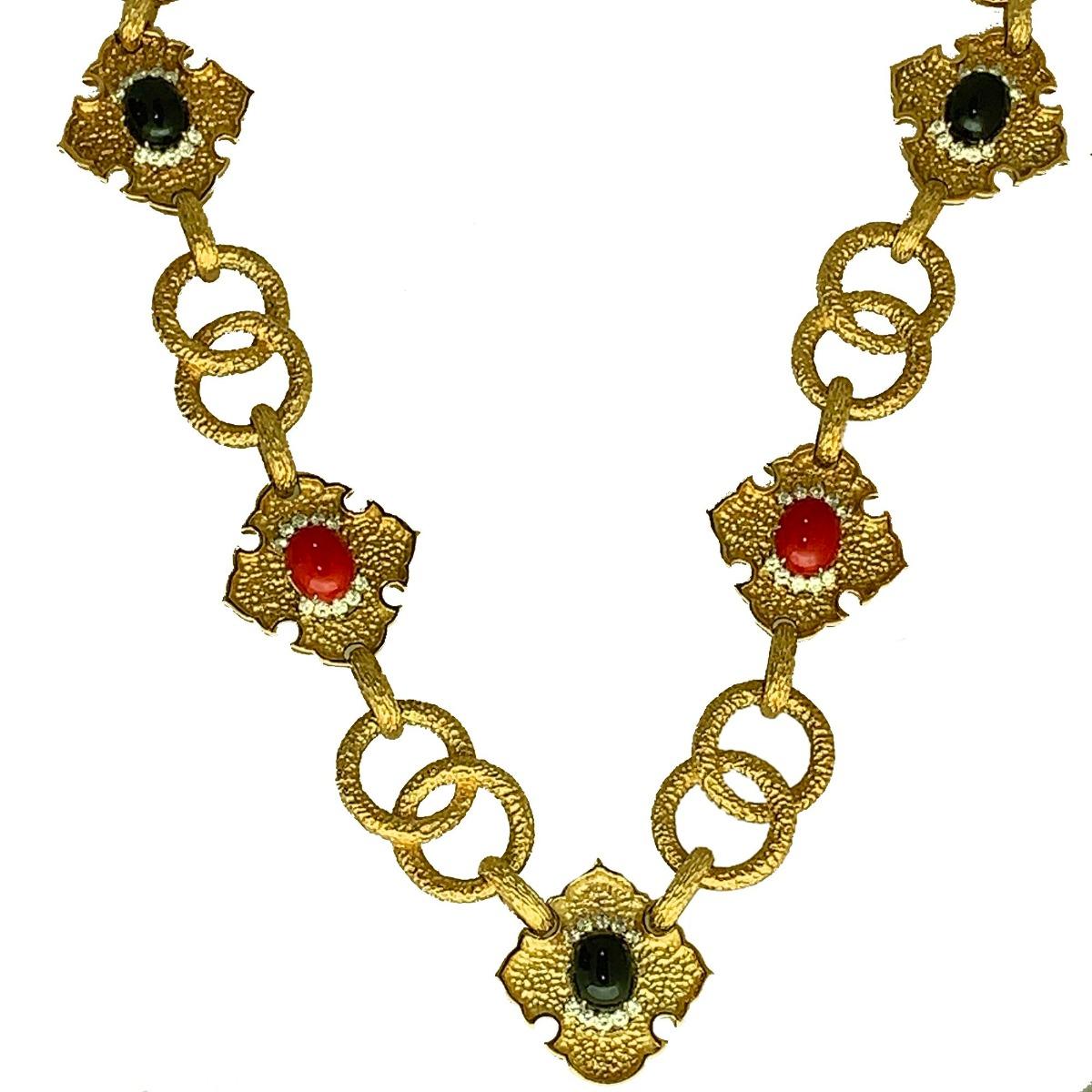 Metal: 18k Yellow Gold
Condition: Excellent
Item Weight: 196 grams
Length: 11.5 inch
Gemstone: Onyx, Coral & Diamond

SKU#N-01547
