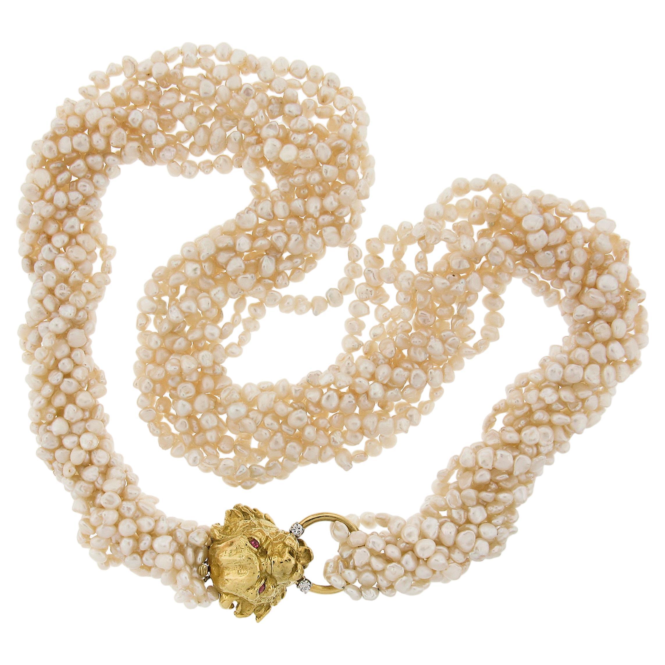 Collier à plusieurs rangs en or jaune 18 carats avec fermoir tête de lion 30 pouces en perles d'eau douce en vente