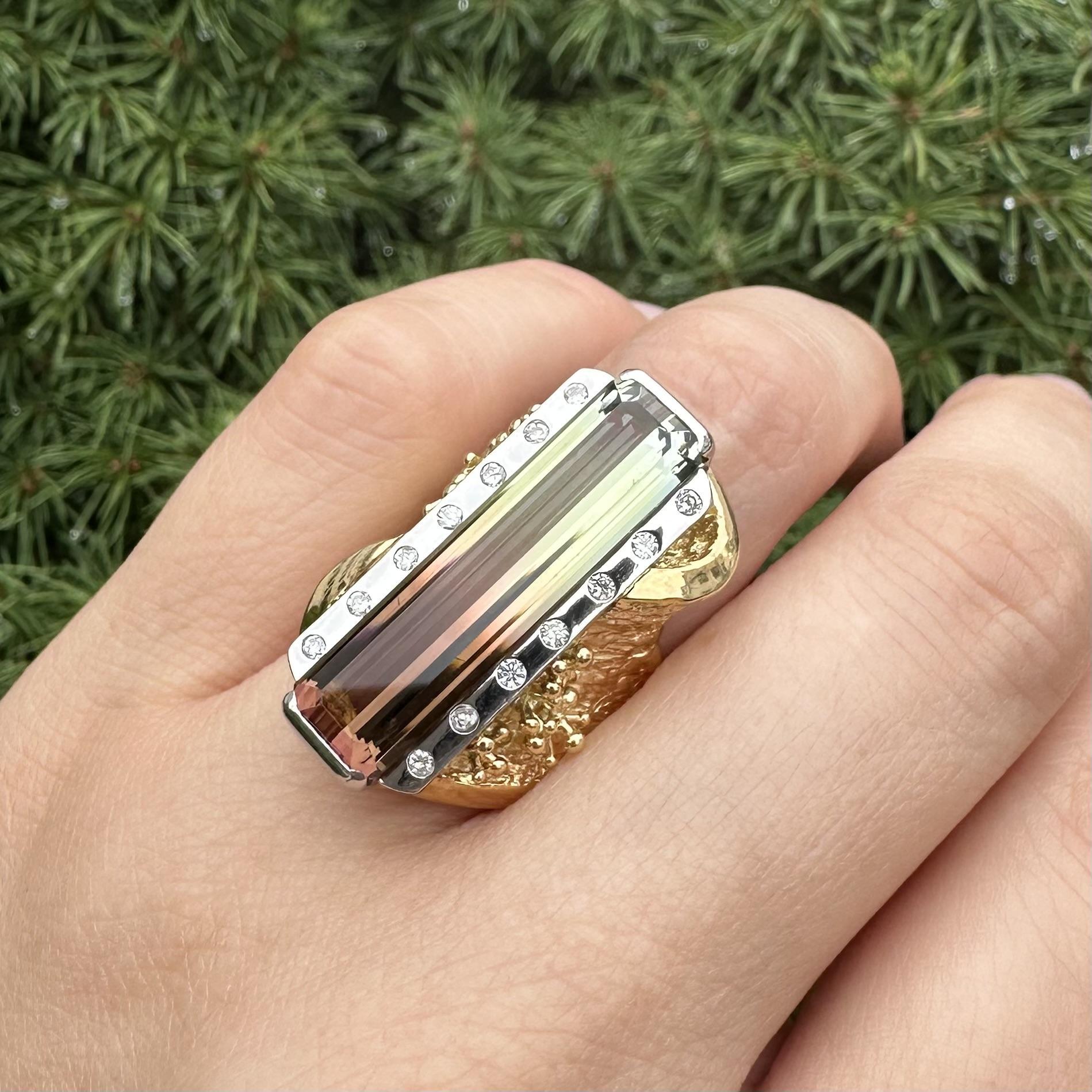 Anello lungo in oro giallo 18k con tormalina bicolore e diamanti da 11,32 ct. in vendita 7