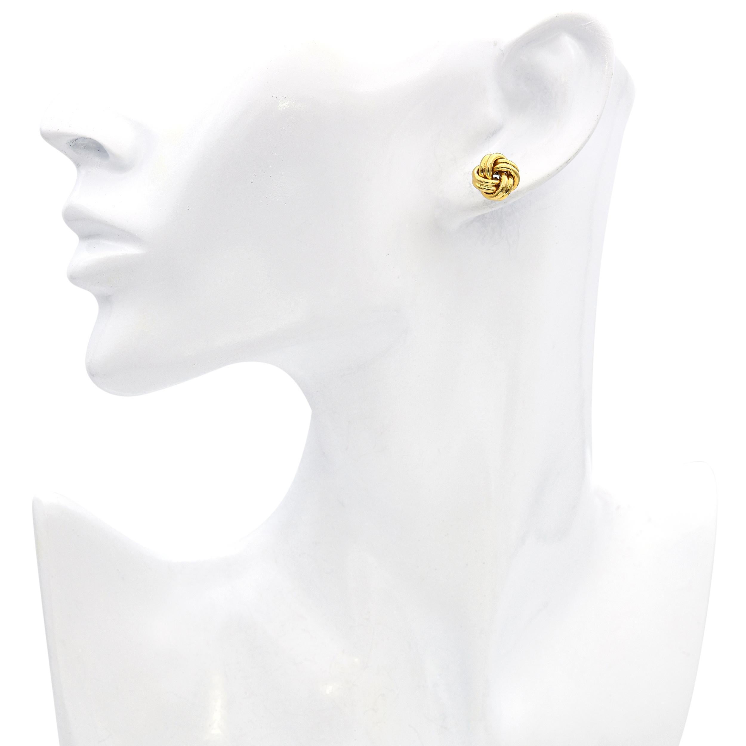 Boucles d'oreilles nœud d'amour en or jaune 18k Bon état - En vente à New York, NY