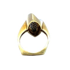 18K Yellow Gold Lozenge-Shaped Diamond Ring