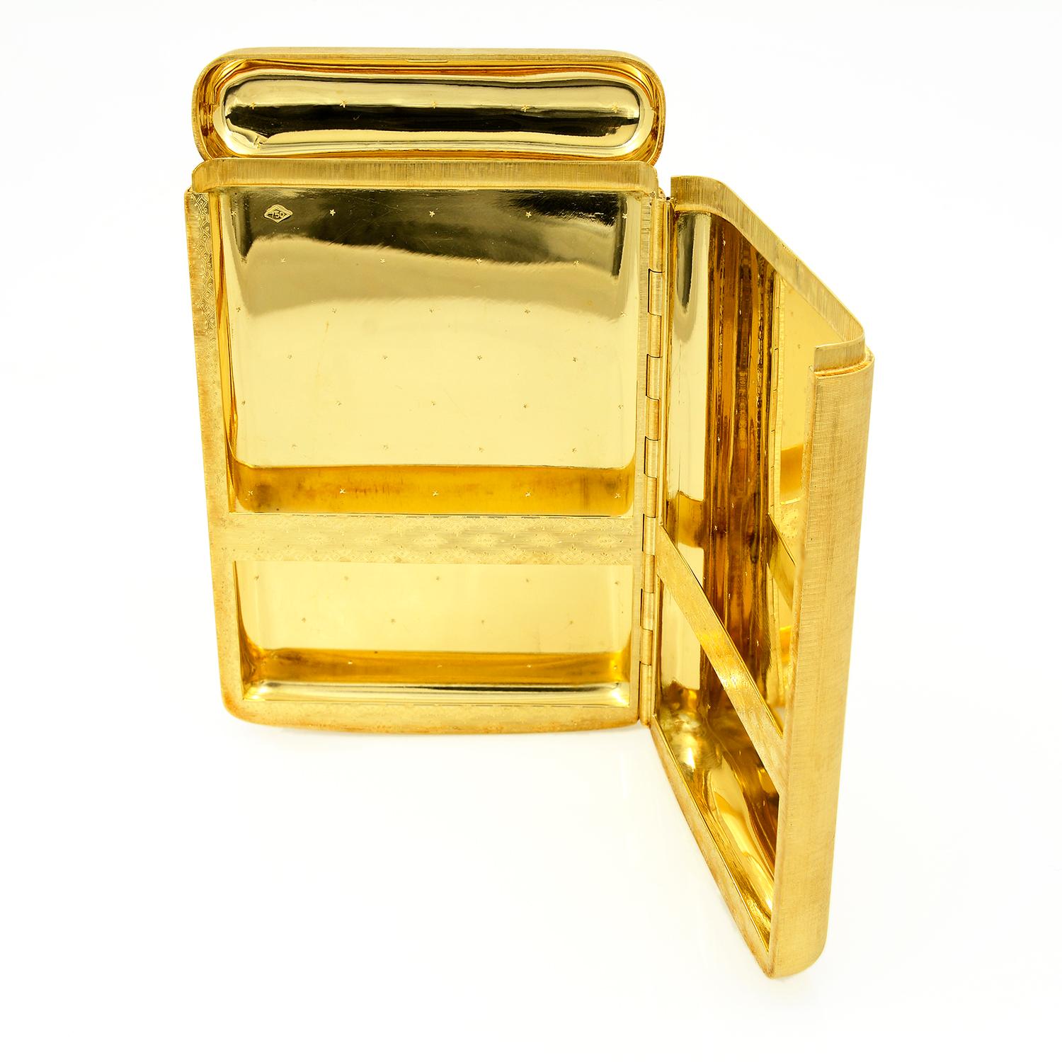 18k Yellow Gold M. Buccellati Cigarette Case with Florentine Finish In Good Condition In Dallas, TX
