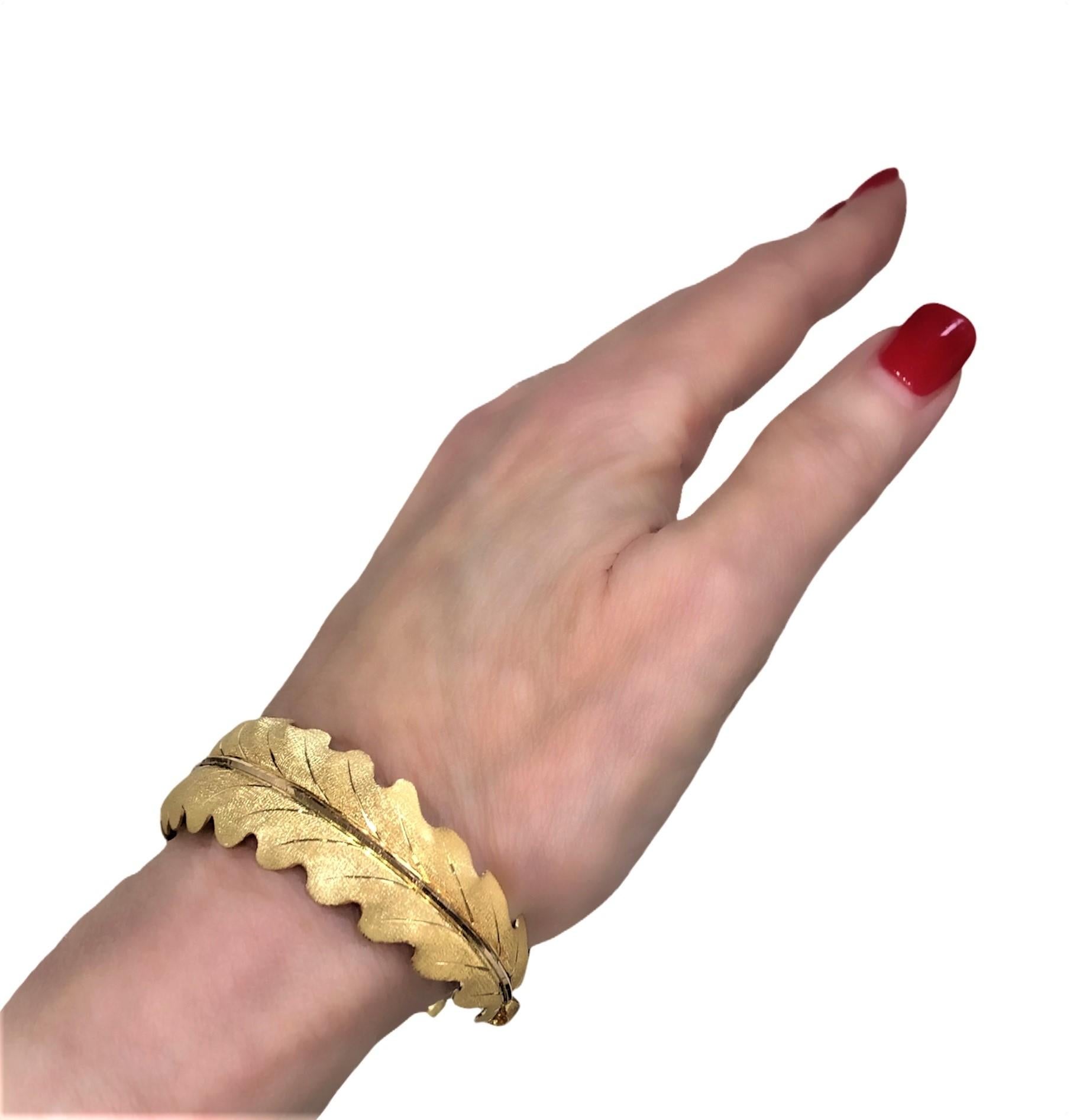 18k Yellow Gold M. Buccellati Laurel Leaf Bangle Bracelet 9