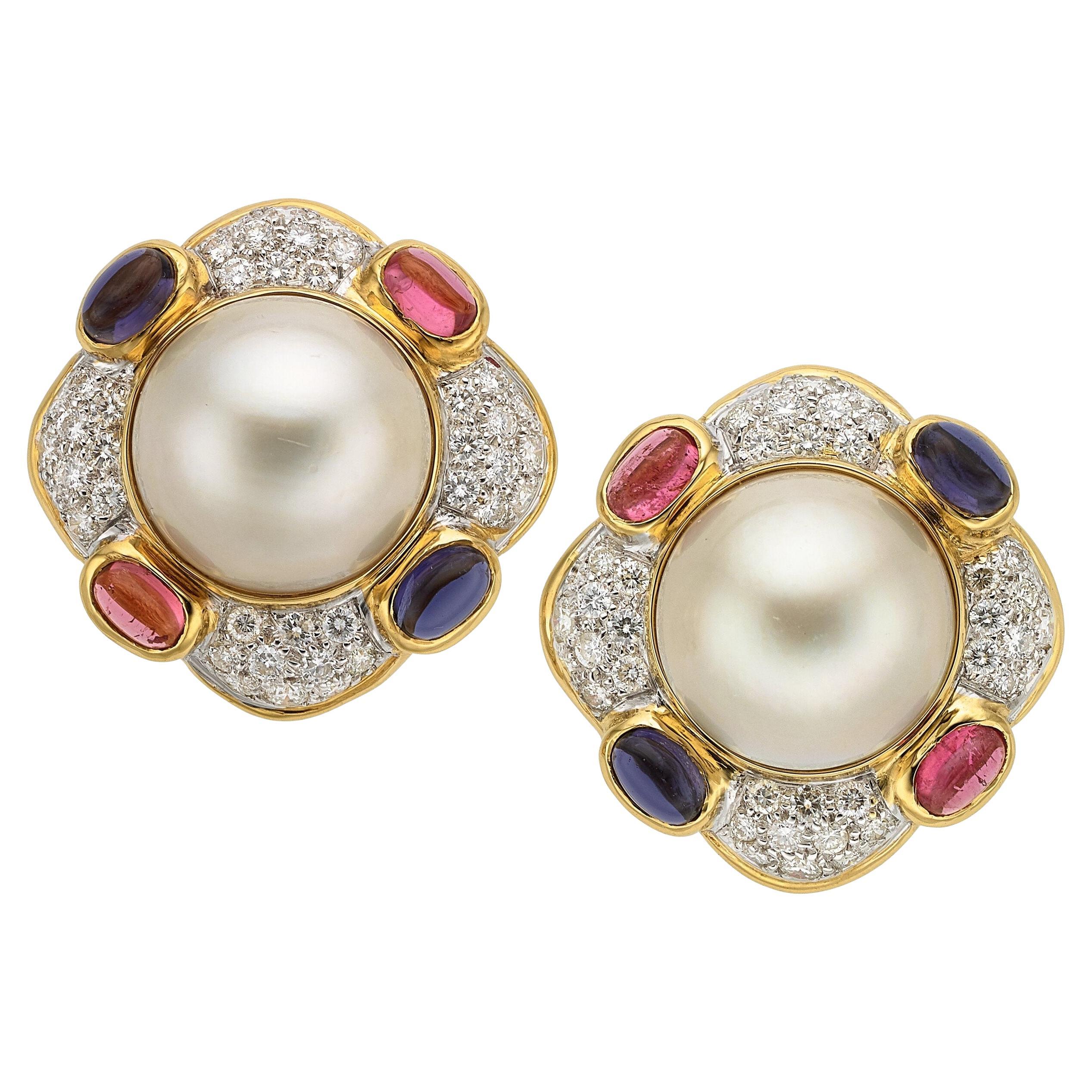 18k Gelbgold Mabe Perle, Diamant, Turmalin und Iolith Ohr Clips