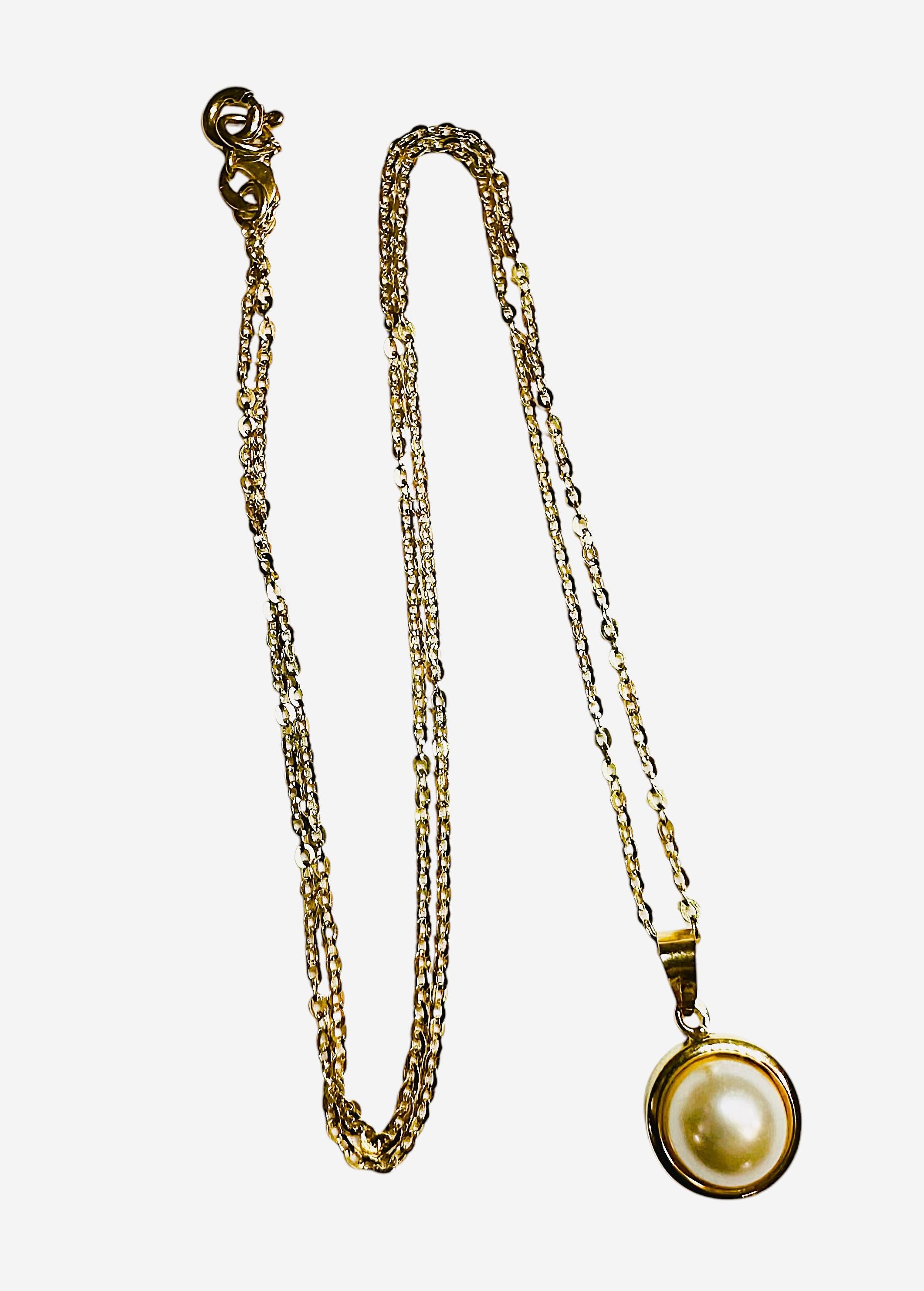 Women's 18K Yellow Gold Mabe Pearl Pendant & 18k Necklace Chain - Makers Marks