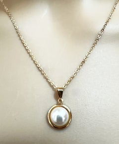 18K Yellow Gold Mabe Pearl Pendant & 18k Necklace Chain - Makers Marks