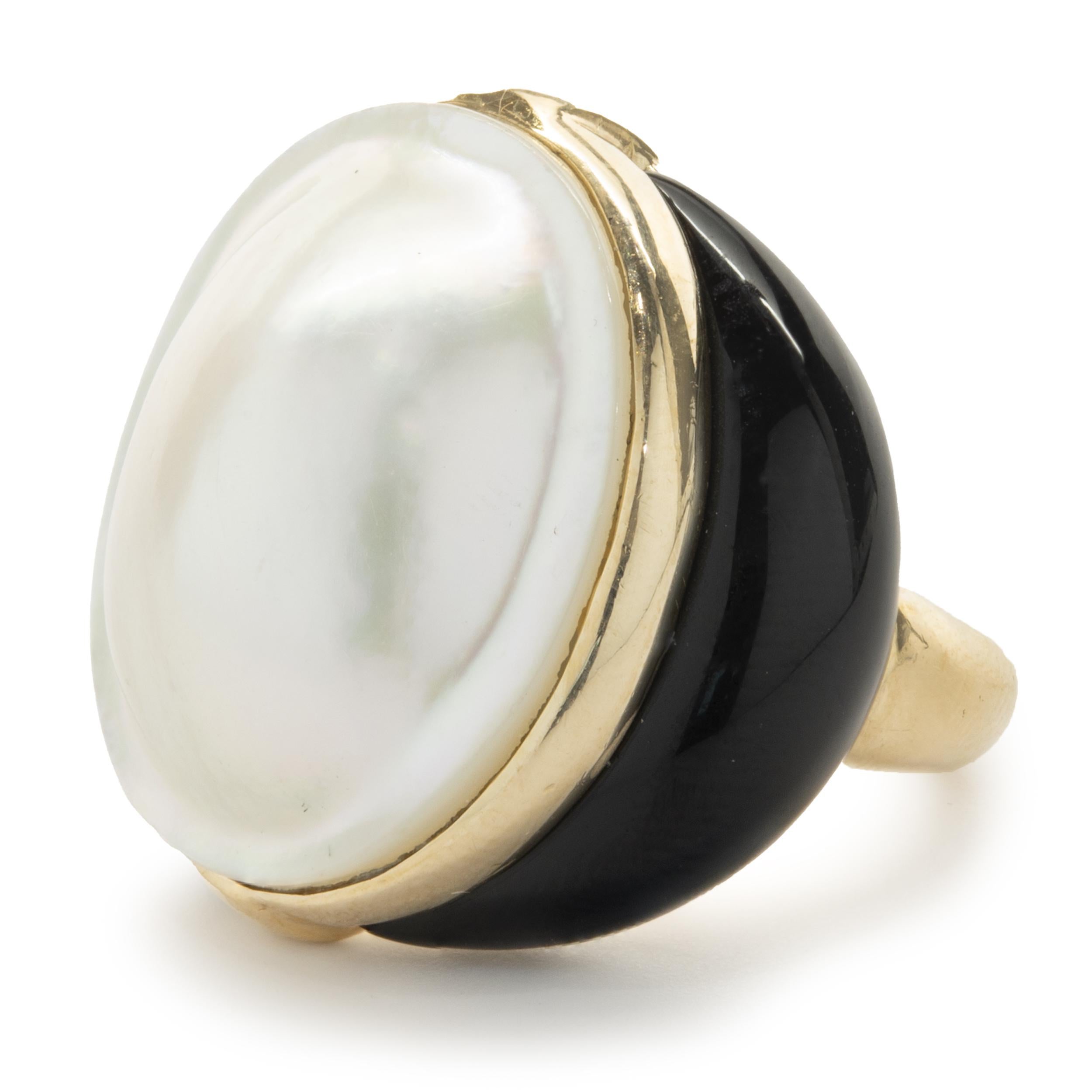 Mixed Cut 18k Yellow Gold Mabe Pearl Ring with Black Onyx Accents