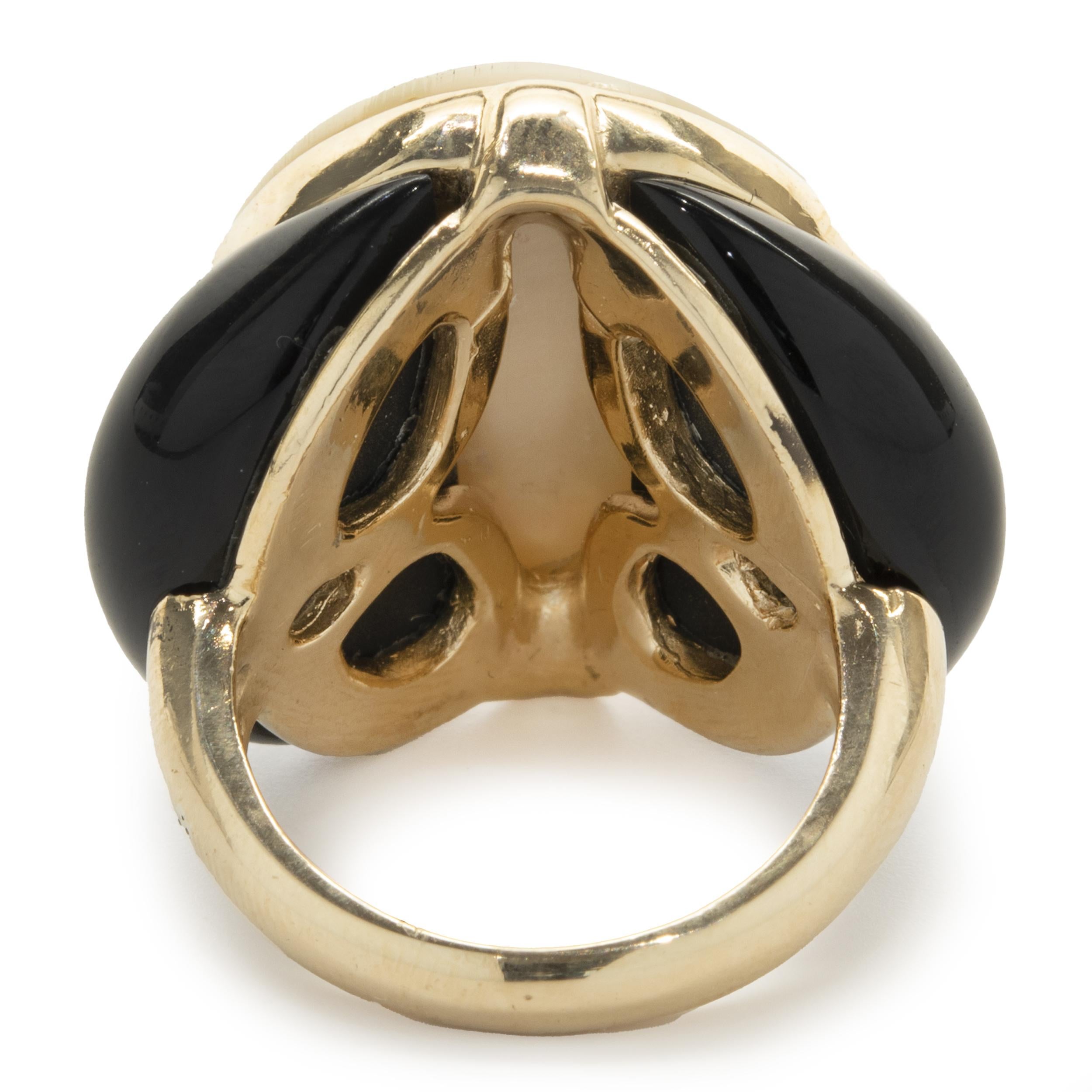 18k Yellow Gold Mabe Pearl Ring with Black Onyx Accents In Excellent Condition In Scottsdale, AZ