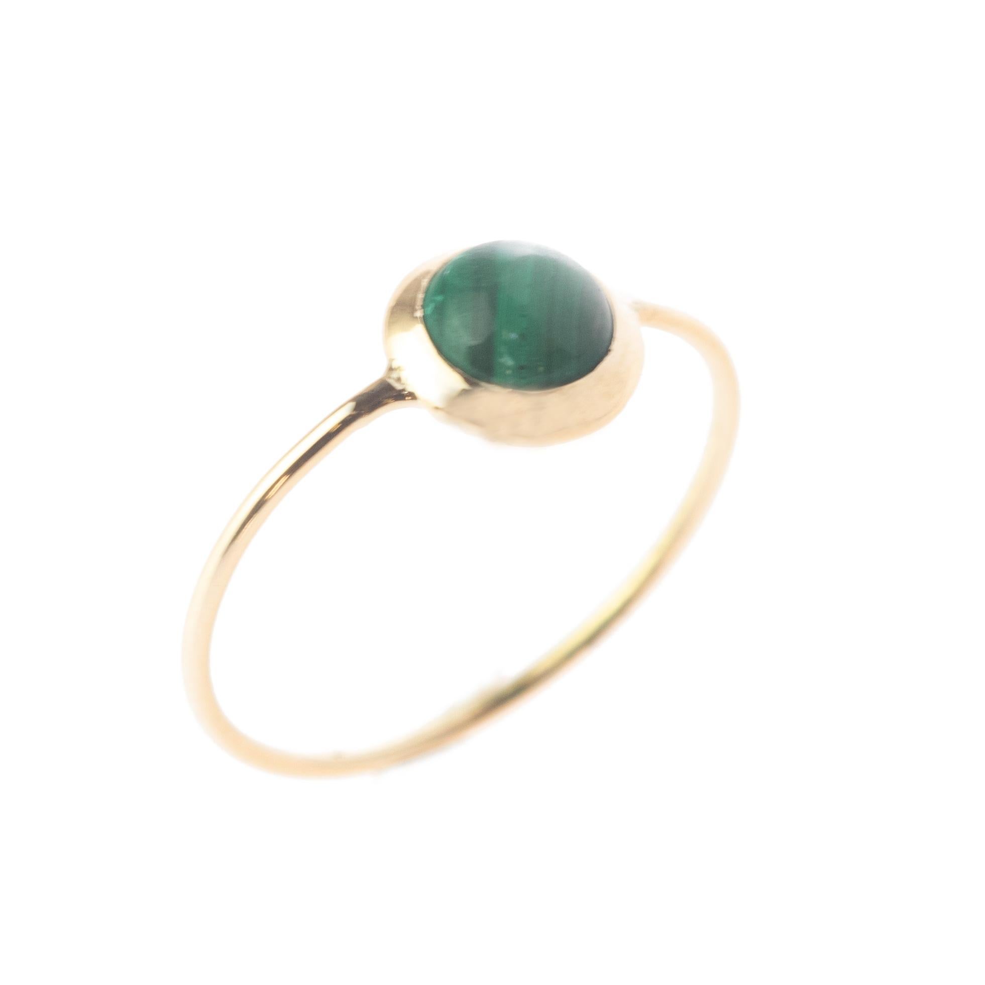 Women's or Men's 18k Yellow Gold Malachite Cabochon Boho Chic Stackable Green Ring Intini Jewels For Sale
