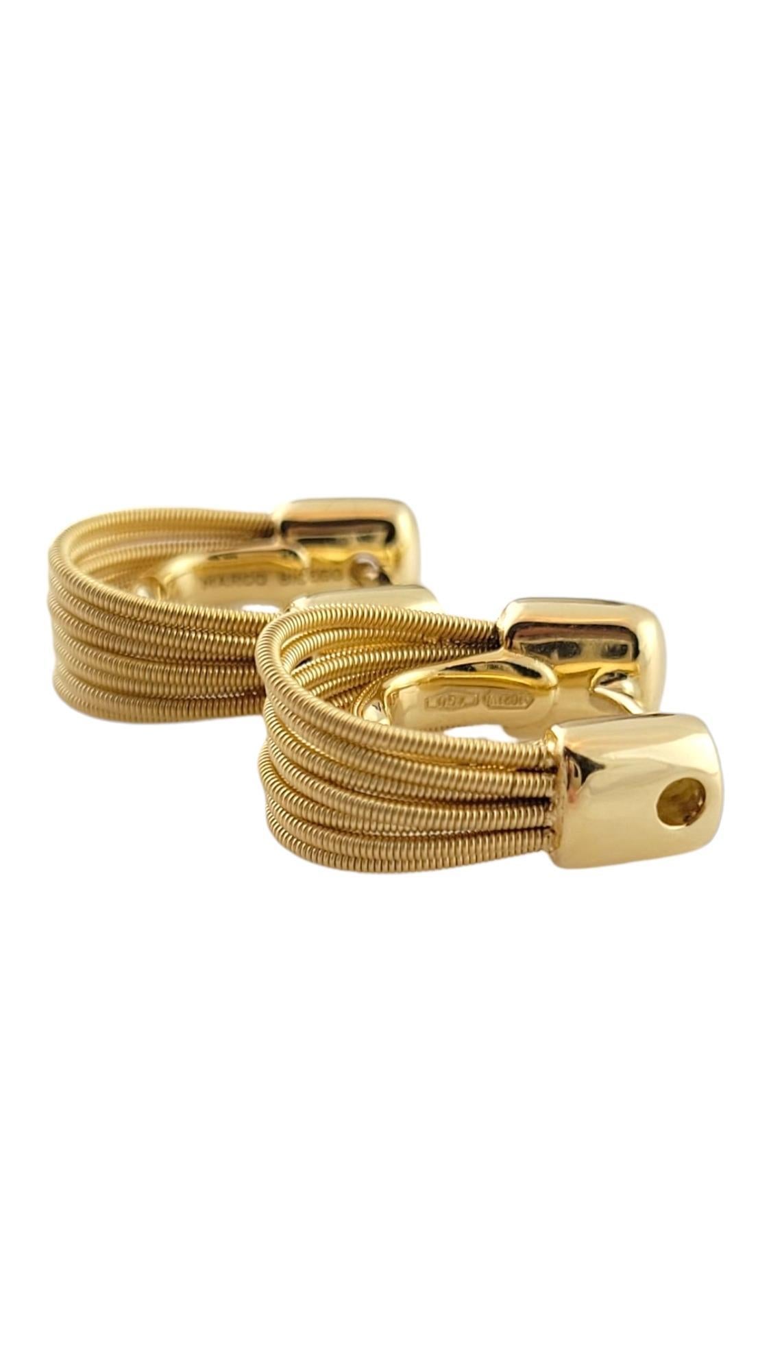 14K Yellow Gold Marco Bicego Multi Strand Cable Hoop Earrings

This gorgeous set of Marco Bicego designer hoop earrings have a breathtaking multi strand cable design that would look beautiful on anyone!

Size: 17.9mm X 15.29mm X 7.53mm

Weight: 10.6