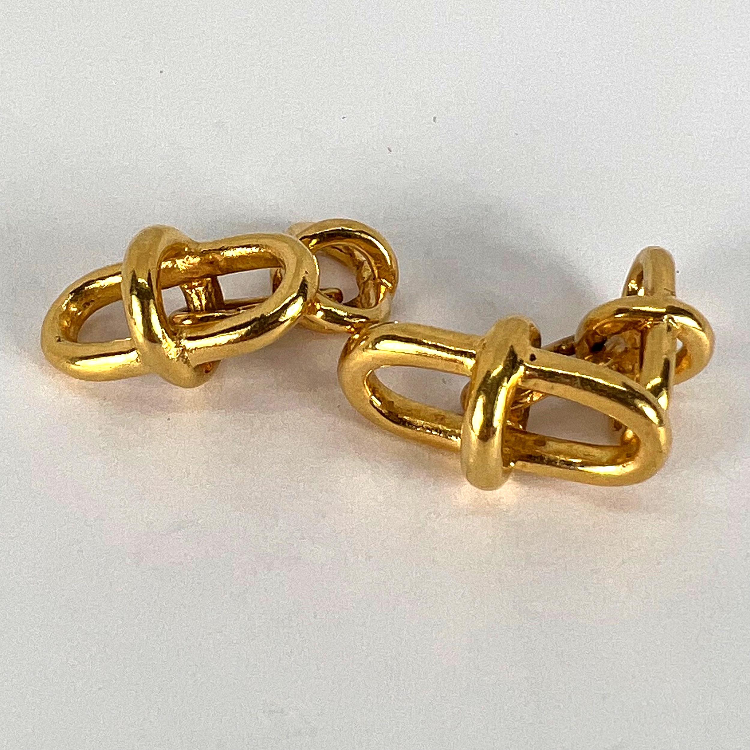 18K Yellow Gold Marine Chain Link Cufflinks In Good Condition For Sale In London, GB