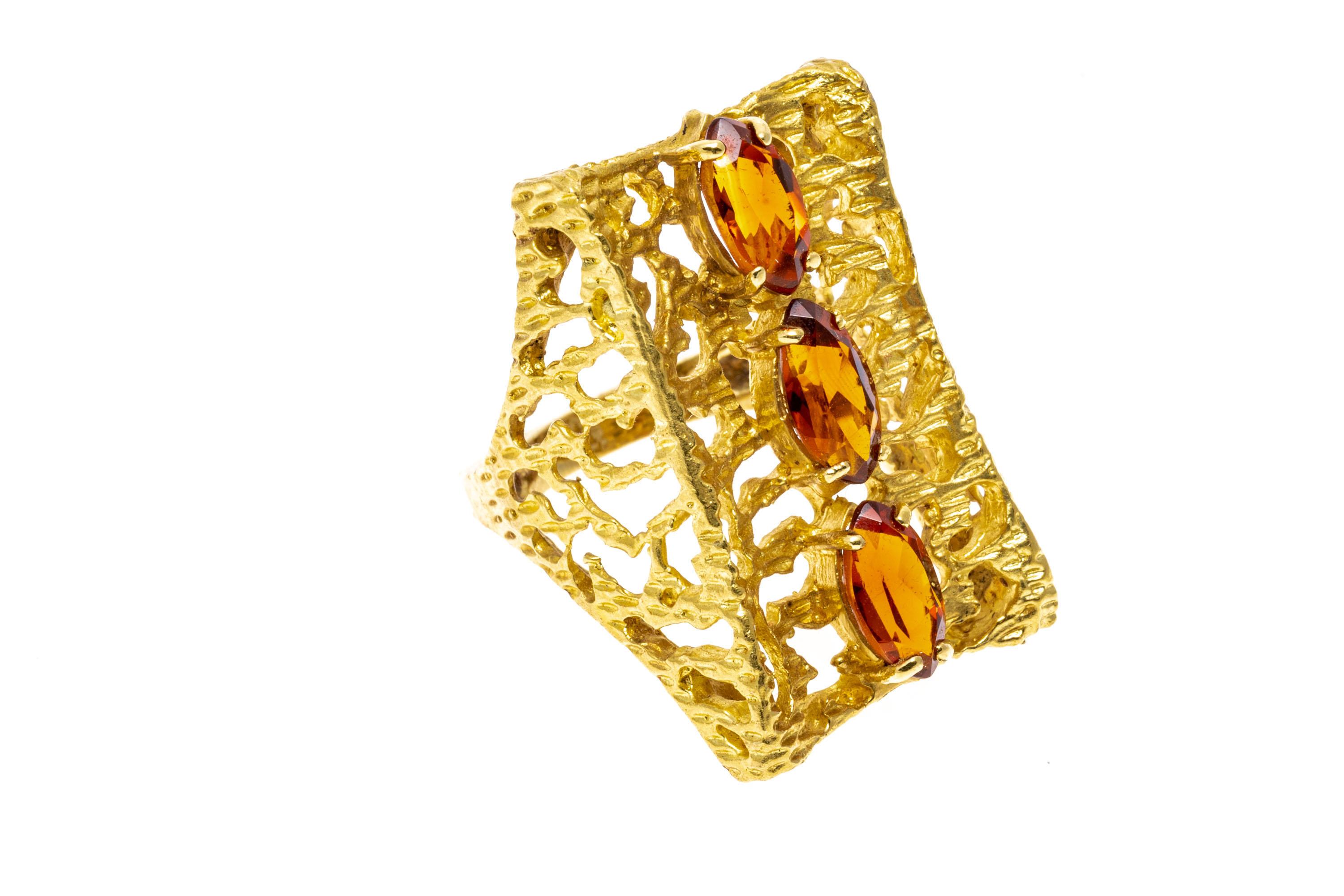 18k Yellow Gold Marquise Citrine and Elongated Open Nugget Ring In Good Condition For Sale In Fairfield, CT