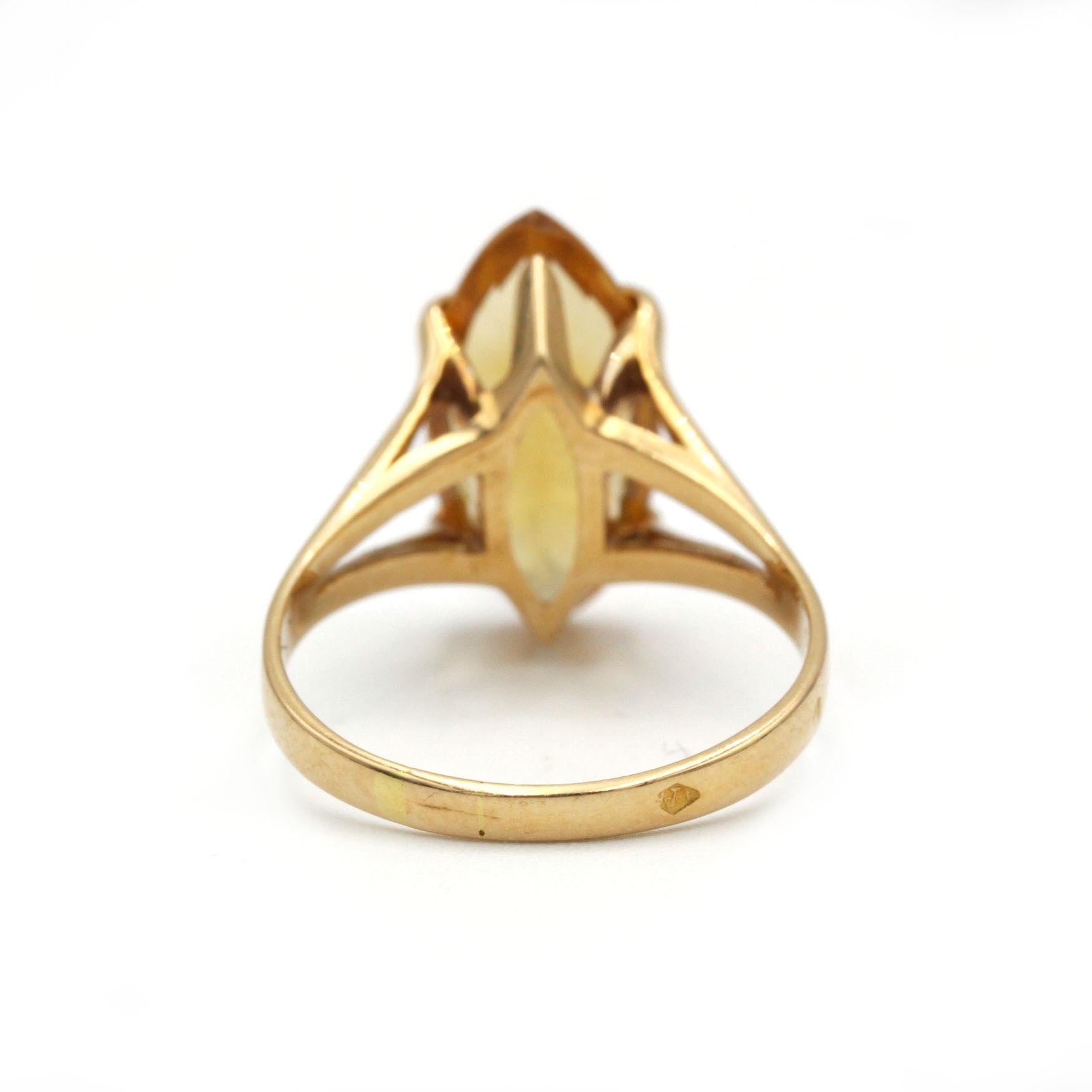 Anillo cóctel citrino marquesa de oro amarillo de 18 quilates - Joyería de fantasía de 5 quilates Contemporáneo en venta
