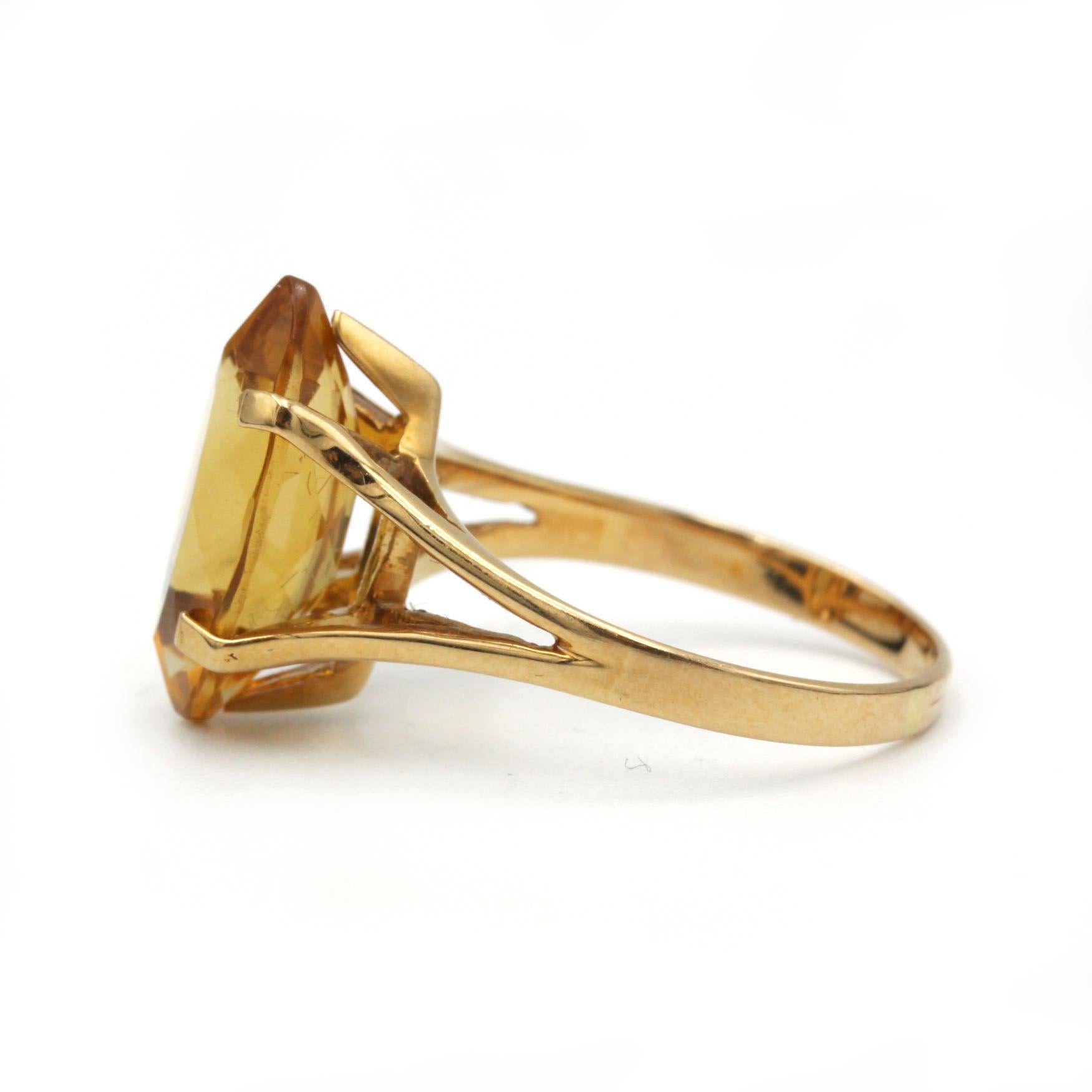 Anillo cóctel citrino marquesa de oro amarillo de 18 quilates - Joyería de fantasía de 5 quilates en Bueno estado para la venta en MONTMORENCY, FR