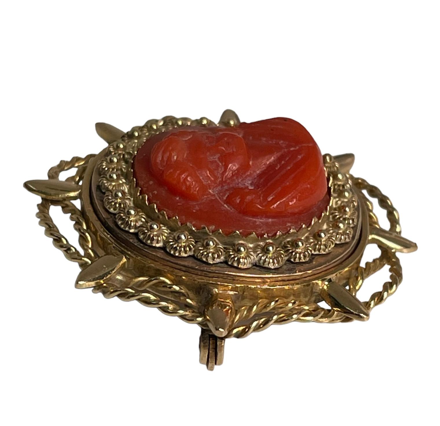 18k Yellow Gold Mediterranean Coral Cameo Brooch Pendant For Sale 3