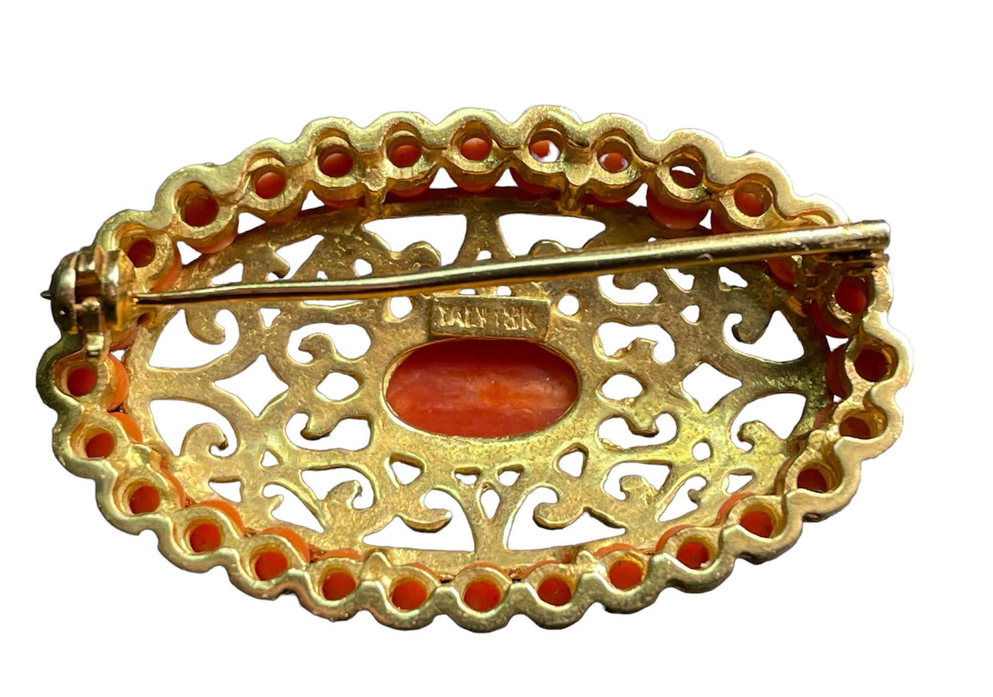 Oval Cut 18k Yellow Gold Mediterranean Coral Oval Brooch For Sale