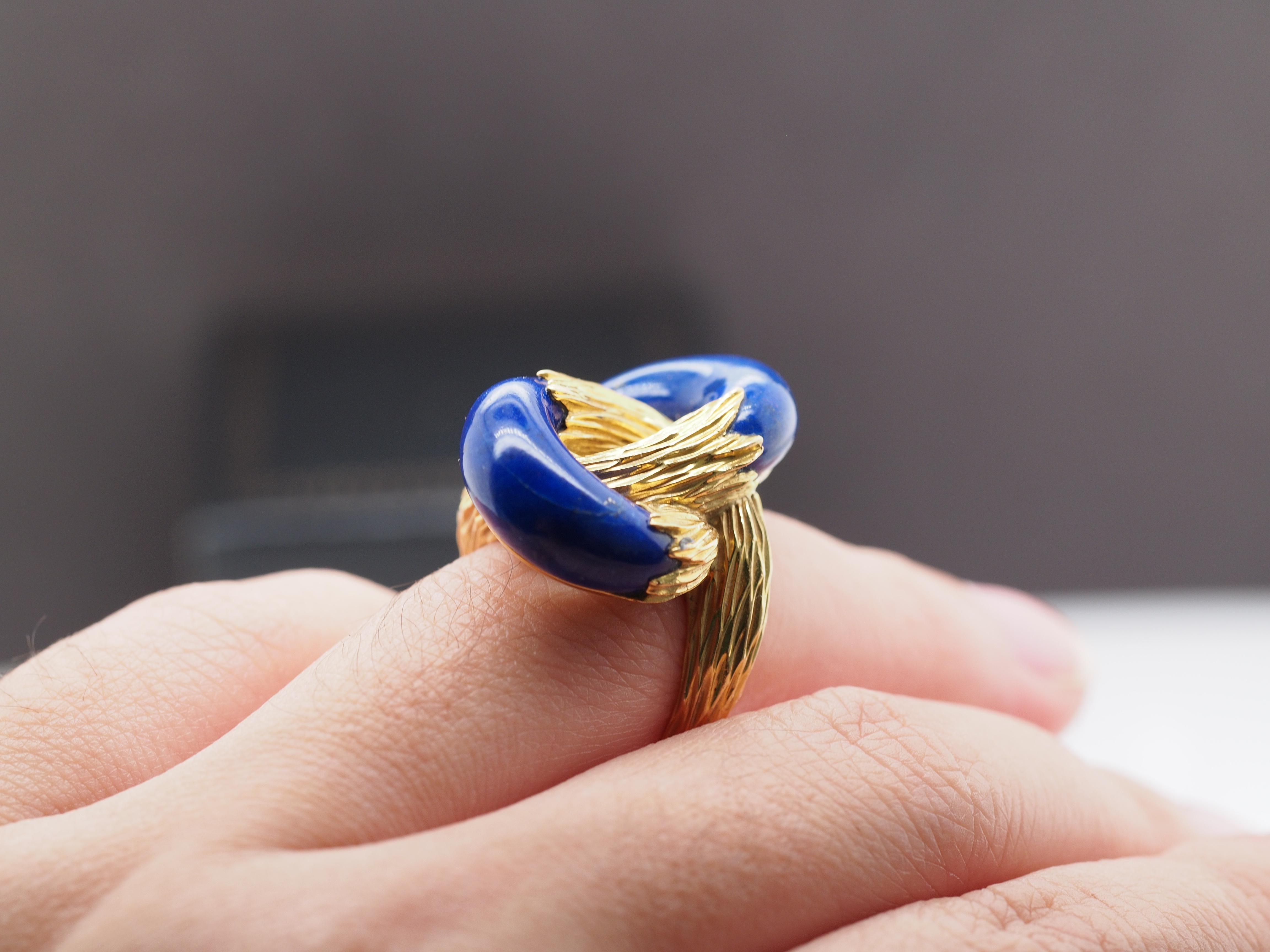 18K Yellow Gold Mellerio 1970s French Lapis Lazuli Ring For Sale 4